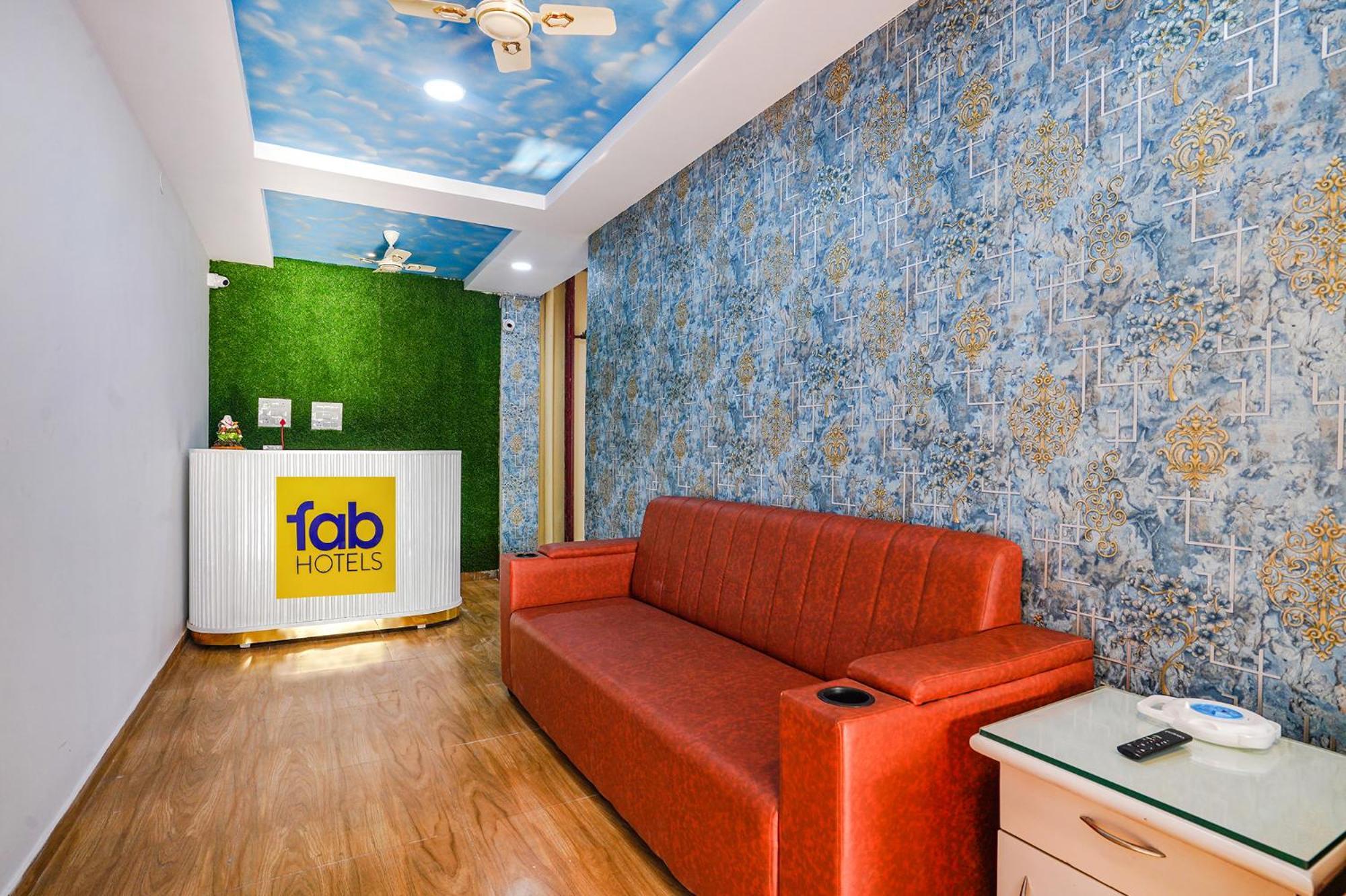 Fabhotel Grand Broholic - Hitech Hotel