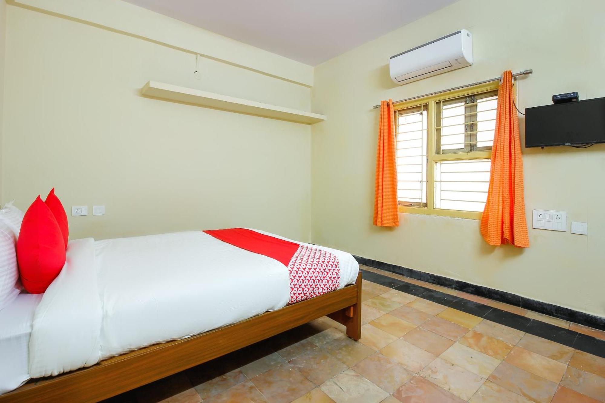 O Sai Residency Near Sr Nagar Metro Station Hotel