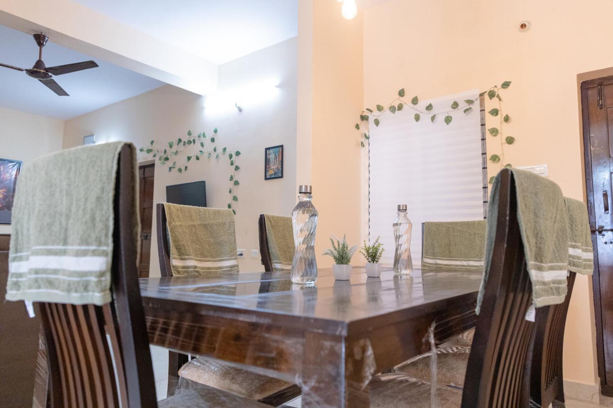 Charter 3bhk Luxurious Flat In Manikonda Apartment