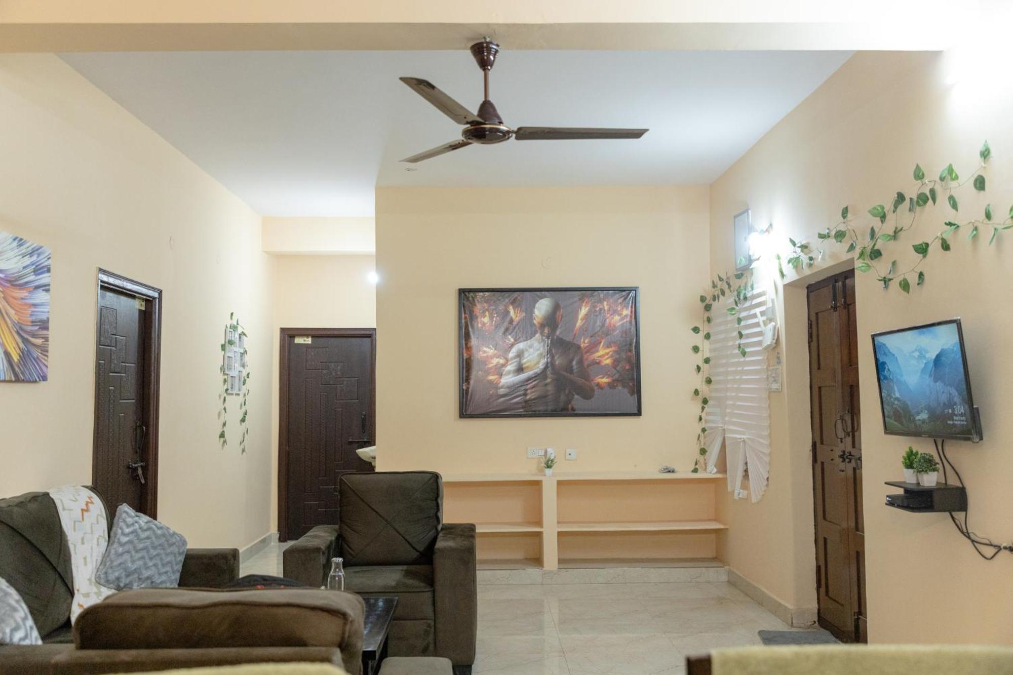 Charter 3bhk Luxurious Flat In Manikonda Apartment *