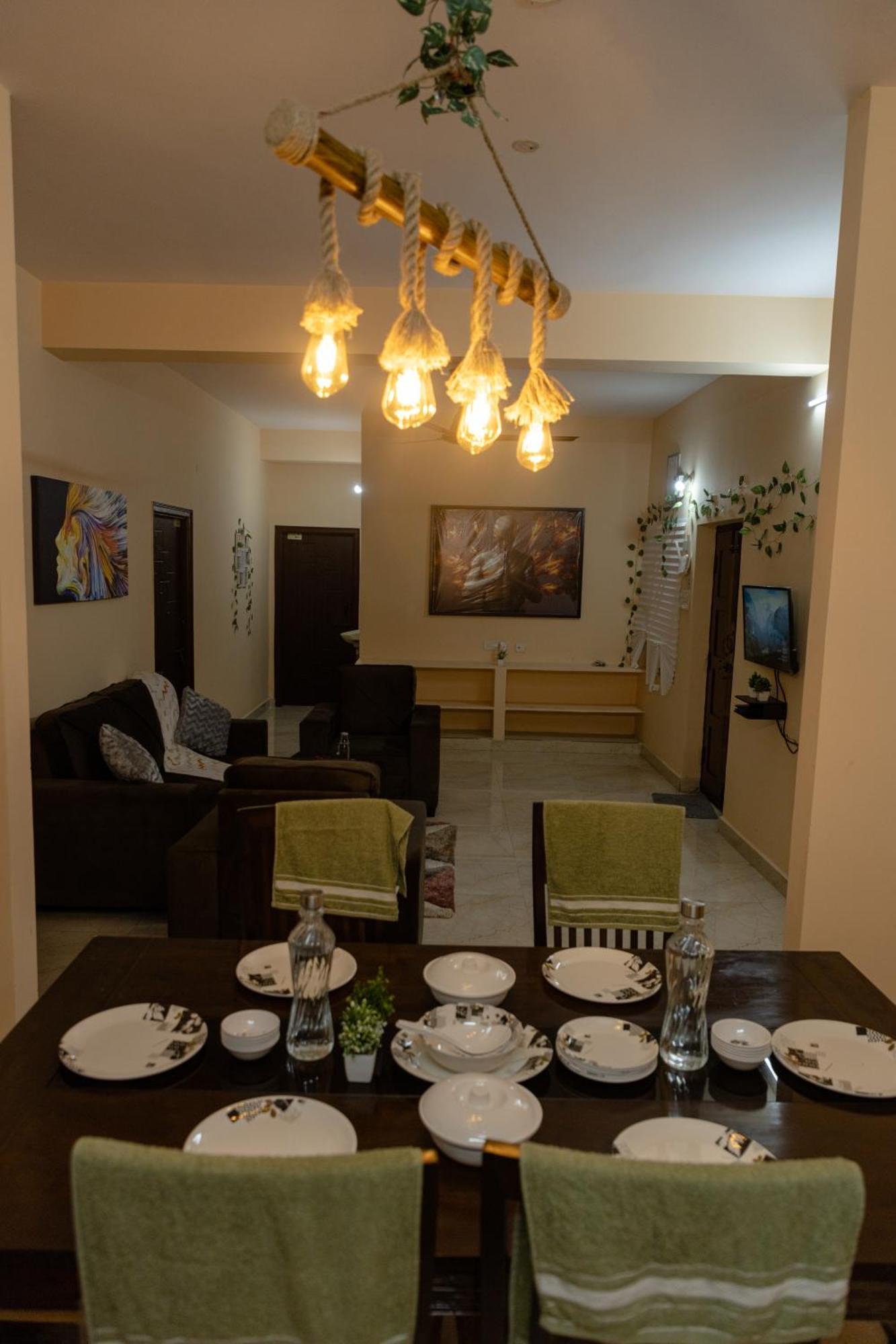 Apartment Charter 3bhk Luxurious Flat In Manikonda *