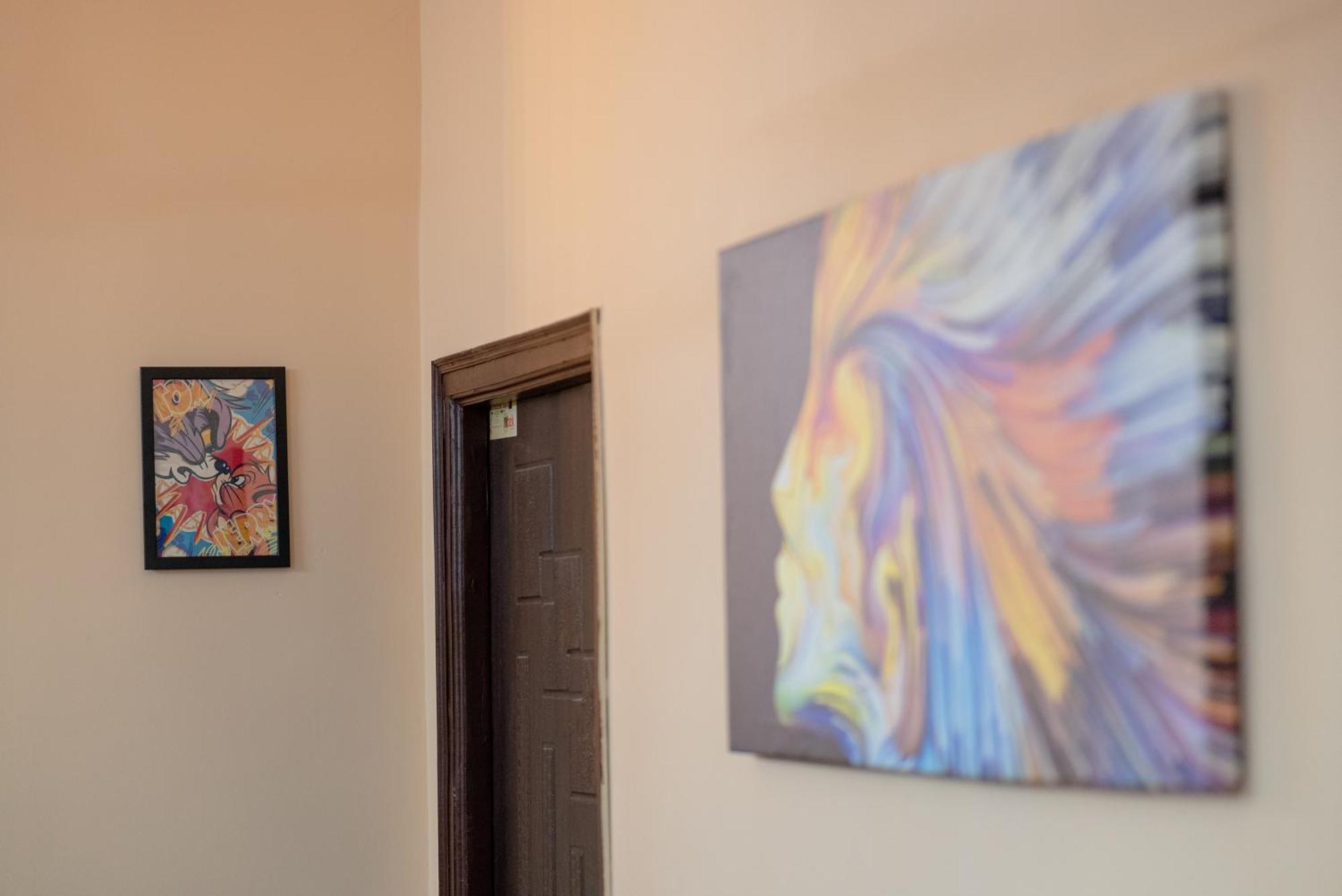 Charter 3bhk Luxurious Flat In Manikonda *