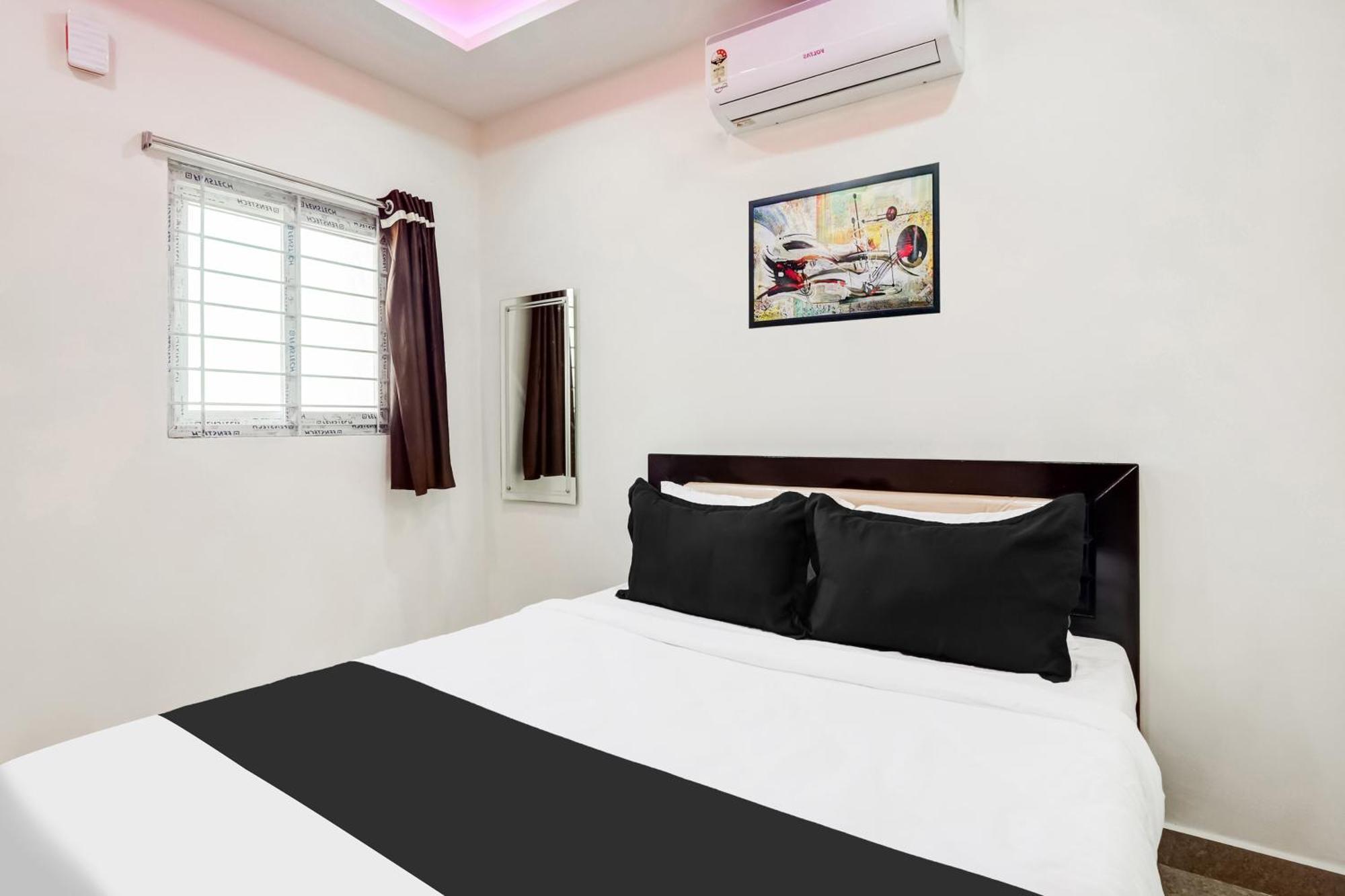 O 83023 Balaji Residency 3*