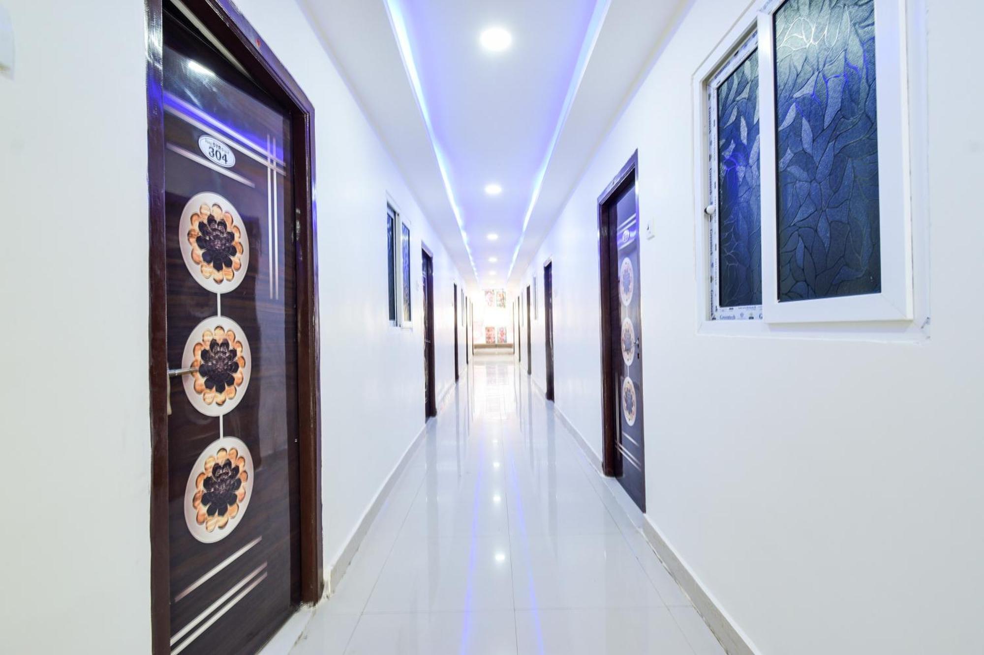 O 83078 Svr Grand Hotel Hyderabad