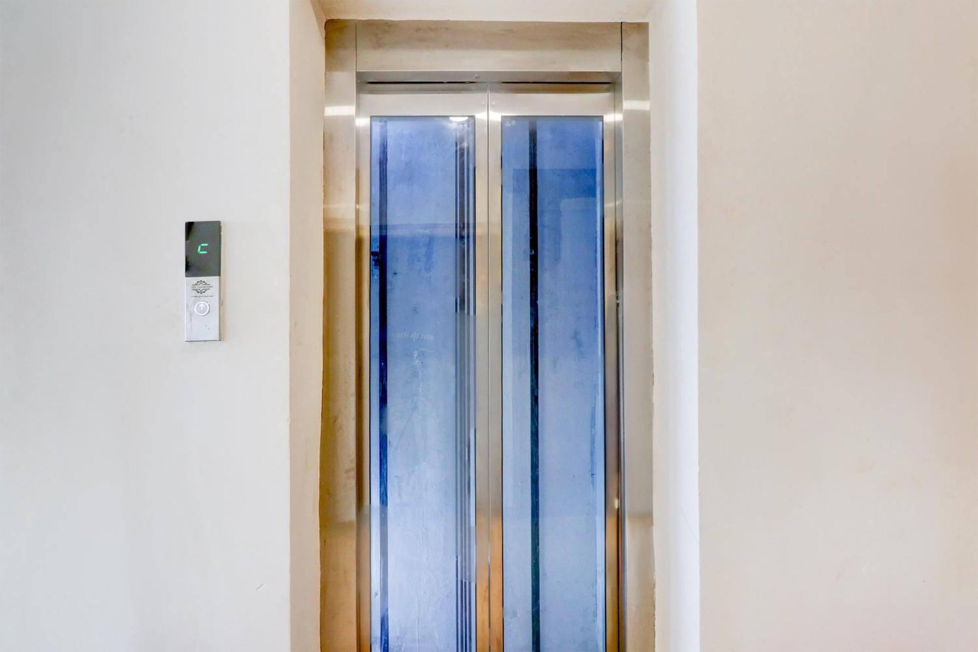 Hotel Super O Metro Hyderabad