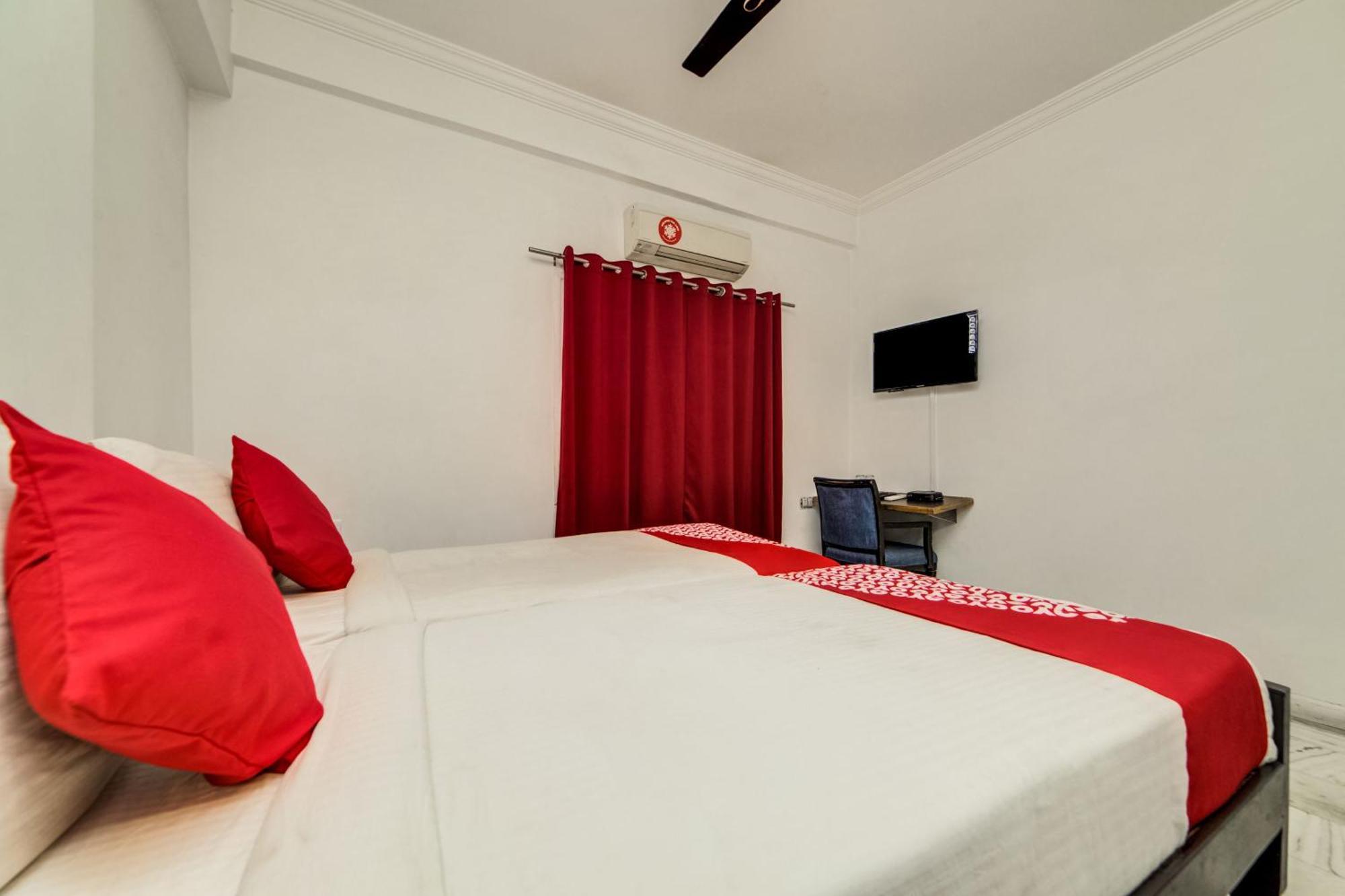 Hotel O Jntu College Near Lulu Mall, Kphb Colony. Hyderabad