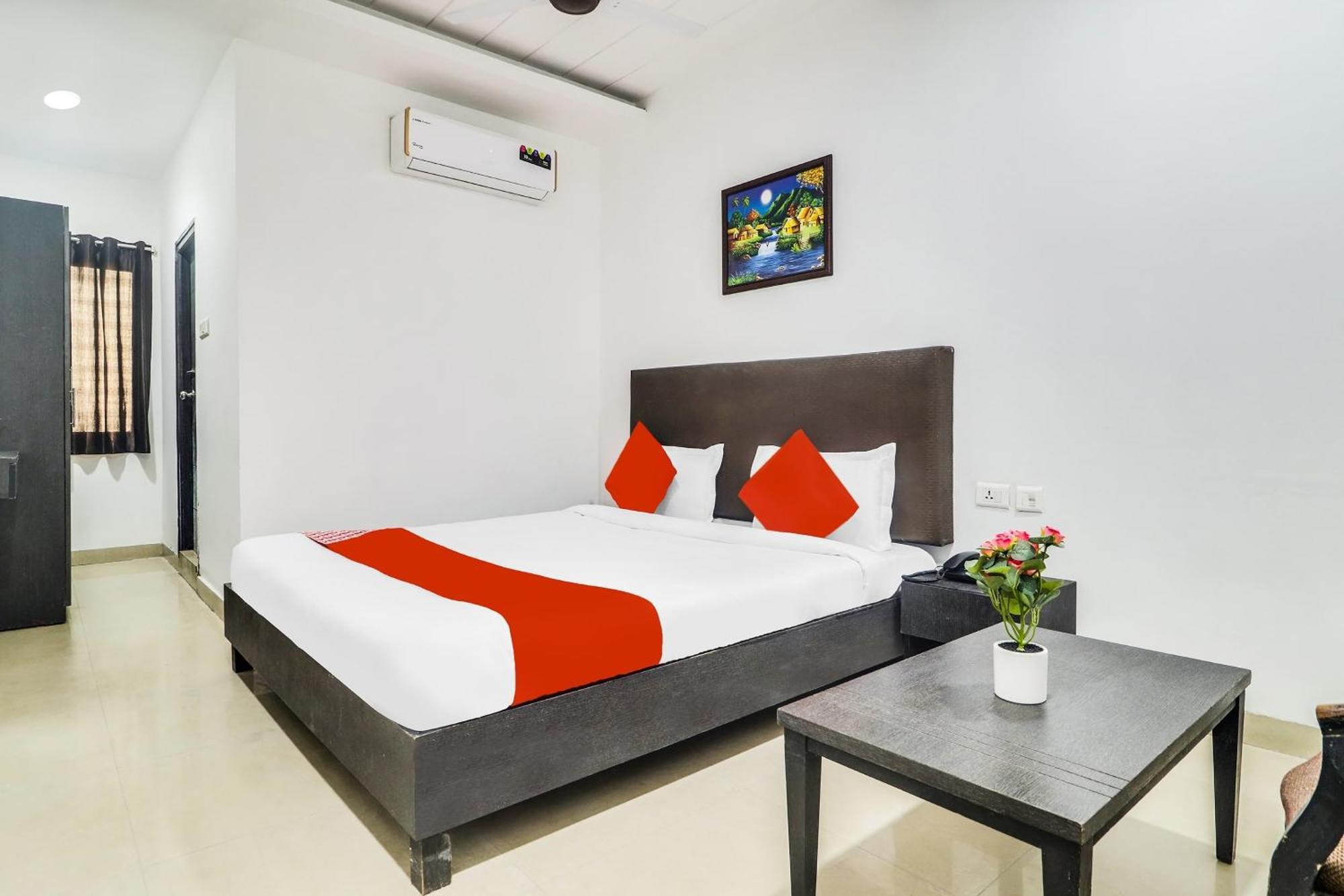 Hotel Super O Qualia Dilsukhnagar Near Dilsukhnagar Metro Station 4*