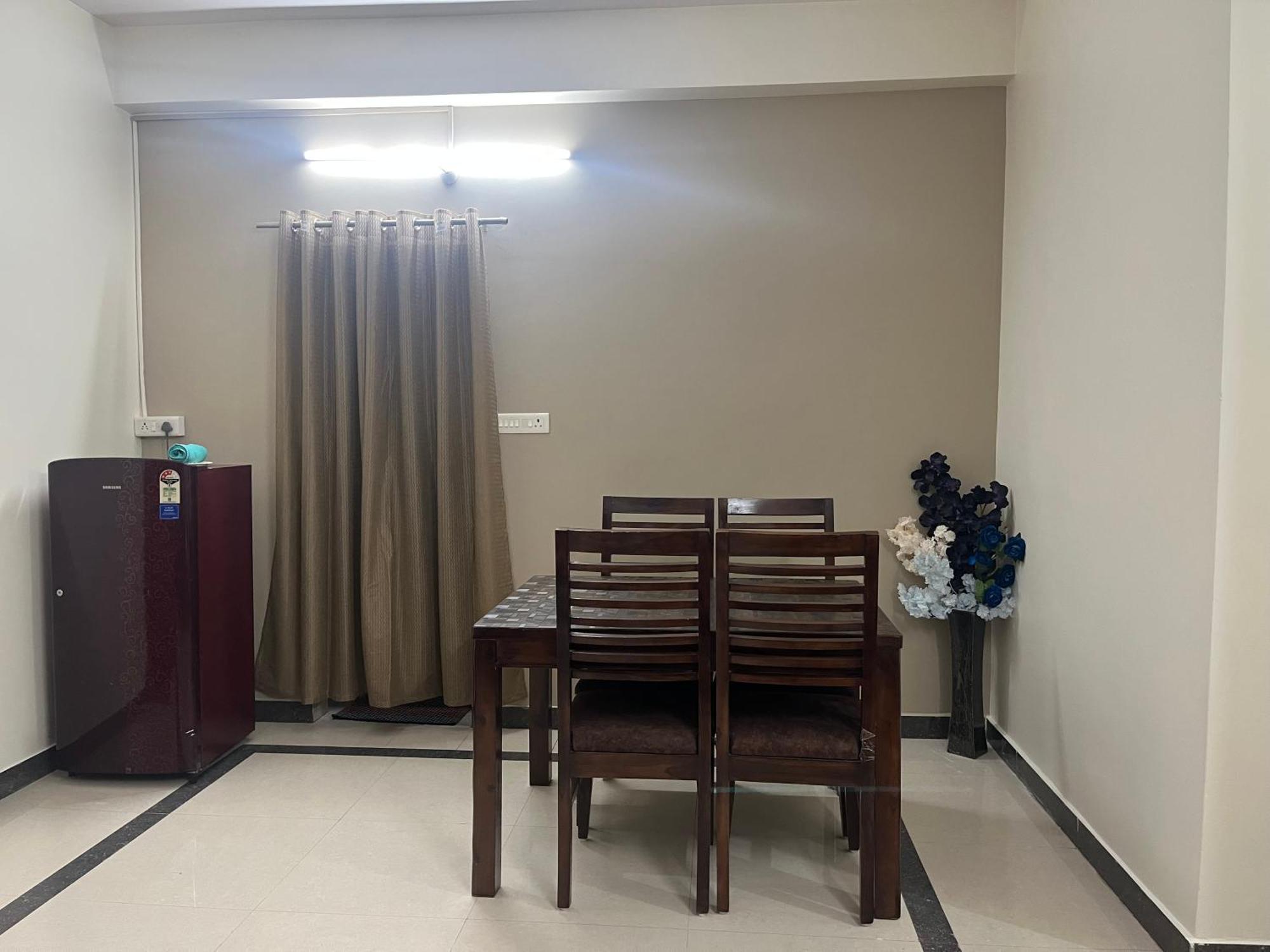 2 Bhk Gachibowli Near Aig & Isb Holiday home Hyderabad