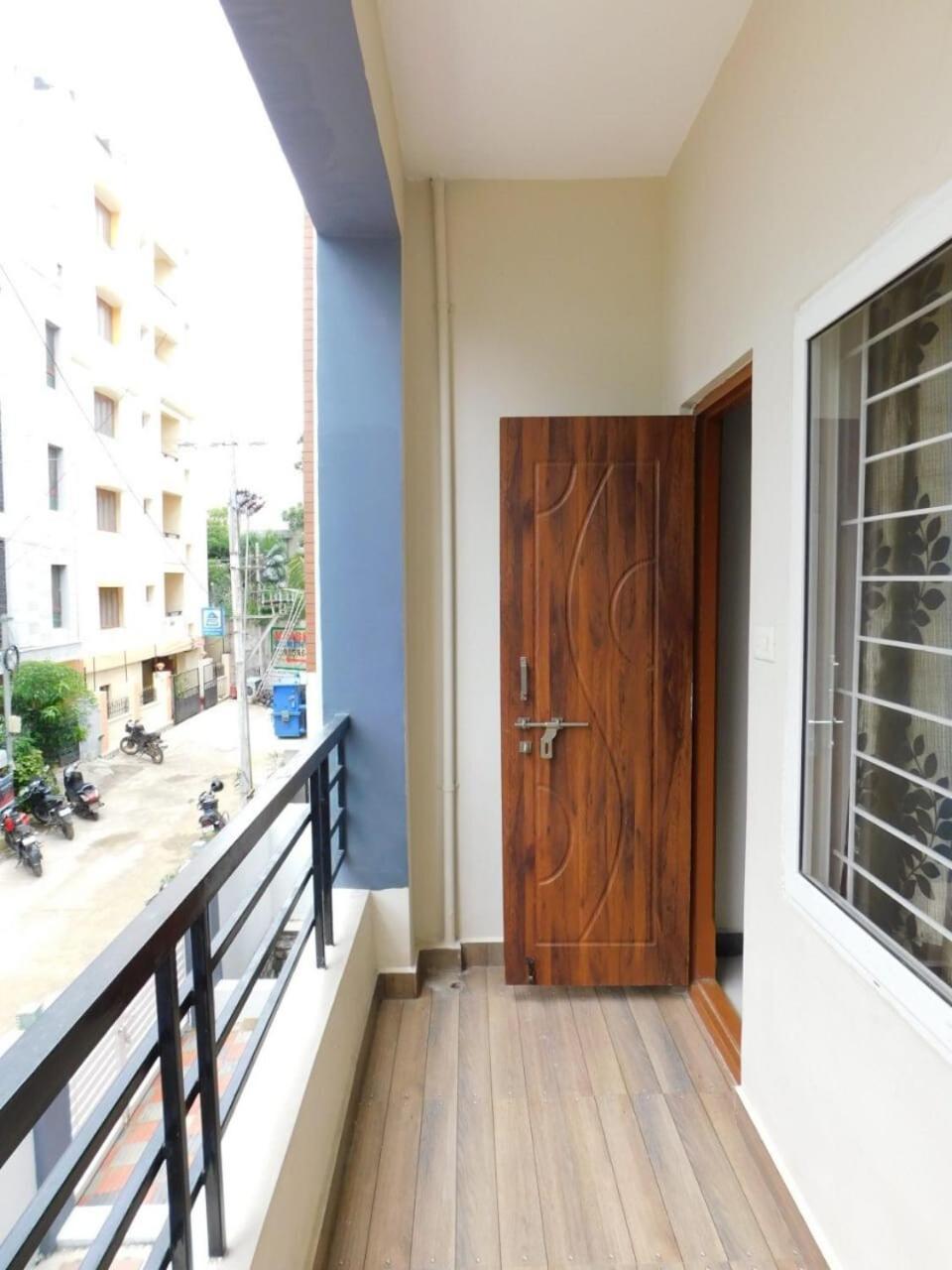 2 Bhk Gachibowli Near Aig & Isb Holiday home