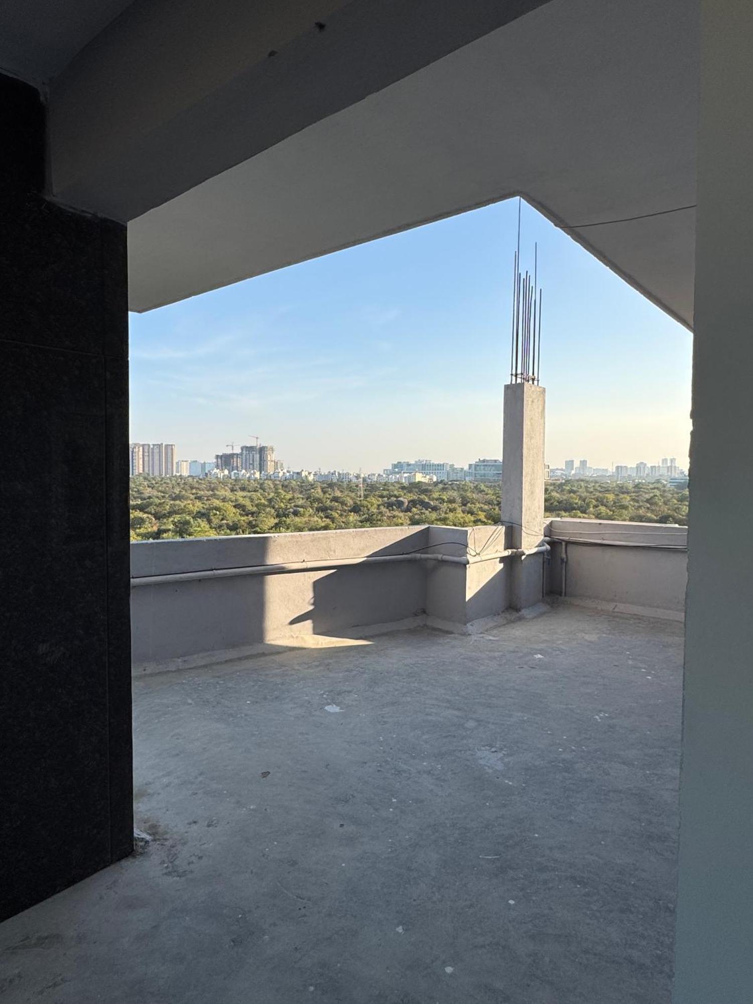 Apartment Penthouse Escape 1bhk Park View Flat In Kondapur