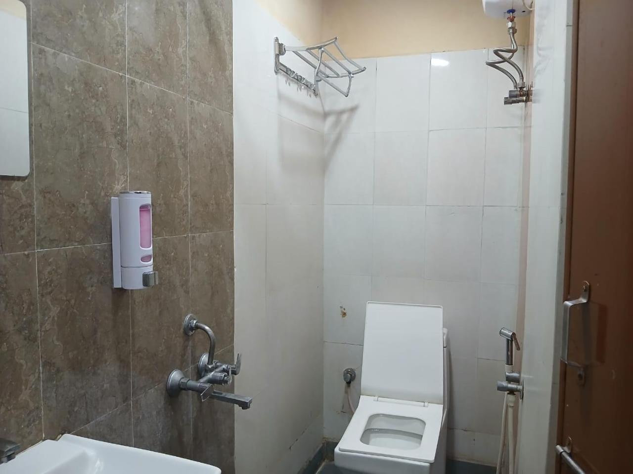 Blossoms Inn- Lakdikapul 3* Hyderabad