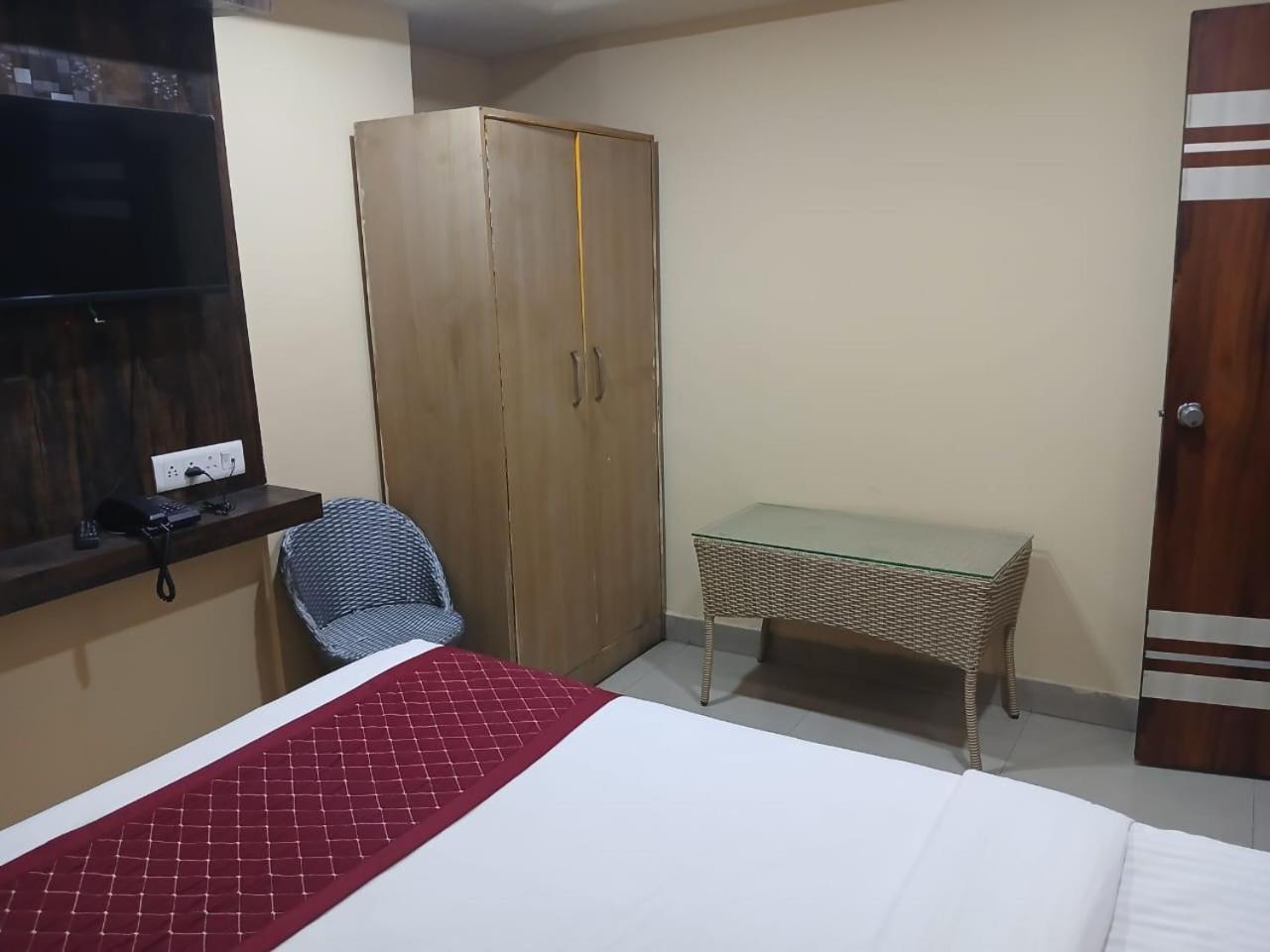 Blossoms Inn- Lakdikapul 3* Hyderabad
