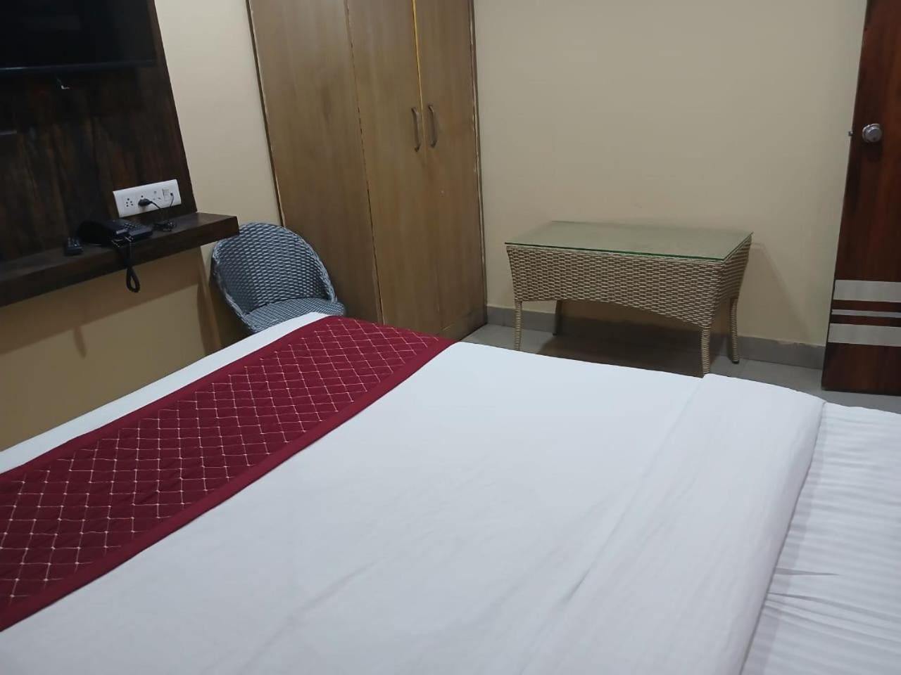 Hotel Blossoms Inn- Lakdikapul 3*