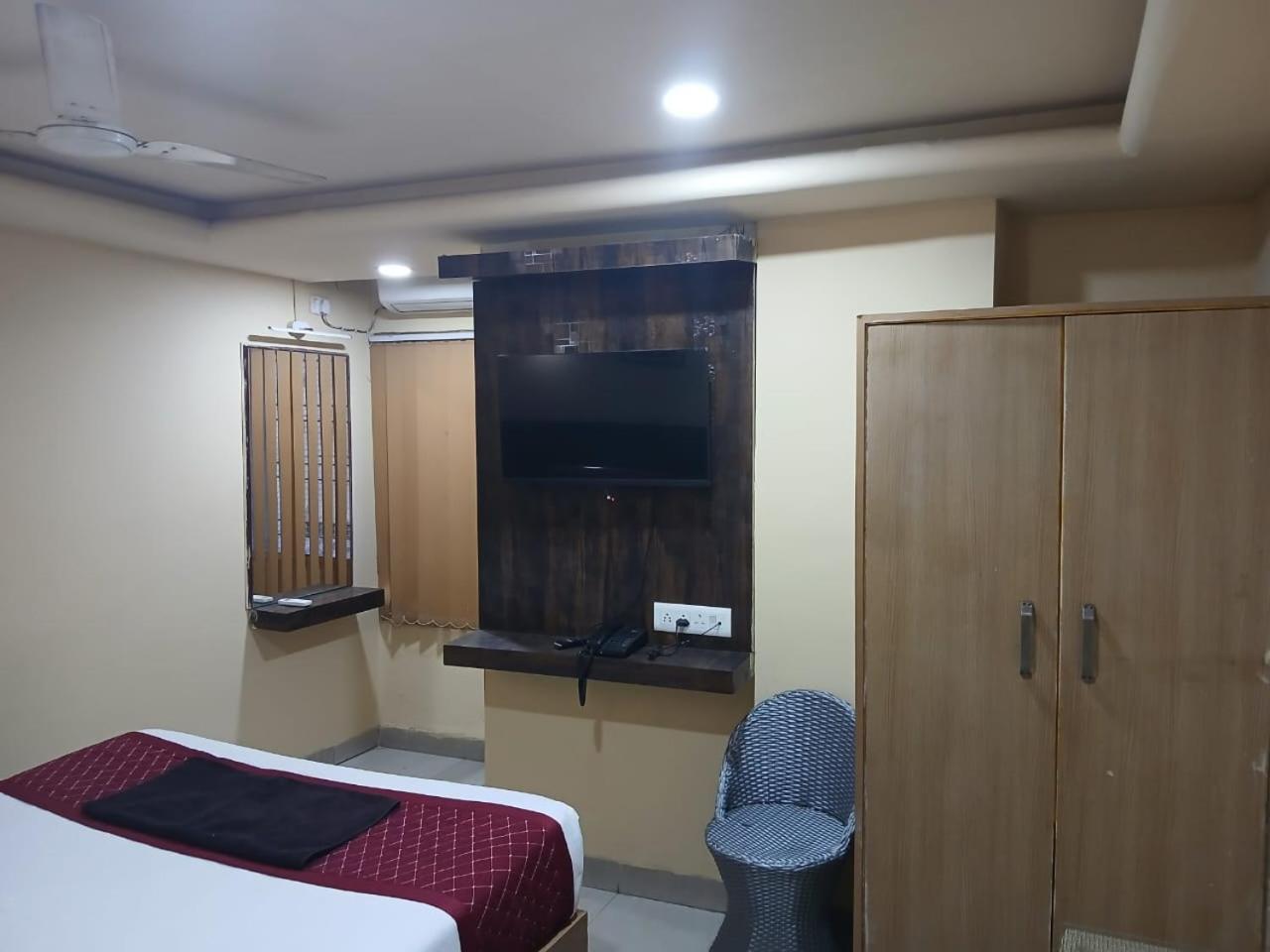 Blossoms Inn- Lakdikapul 3* Hyderabad