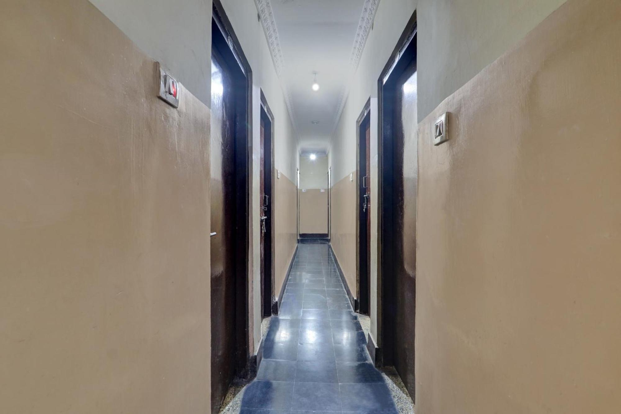 Hotel Spot On Gokul Residency Near Secunderabad Railway Station 2*