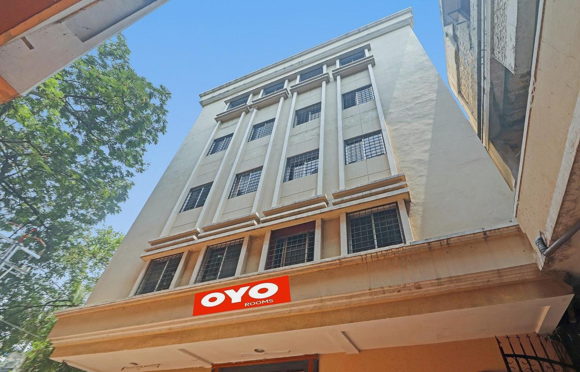 Hotel O Padmini Near Lakdikapool Metro Station Hyderabad