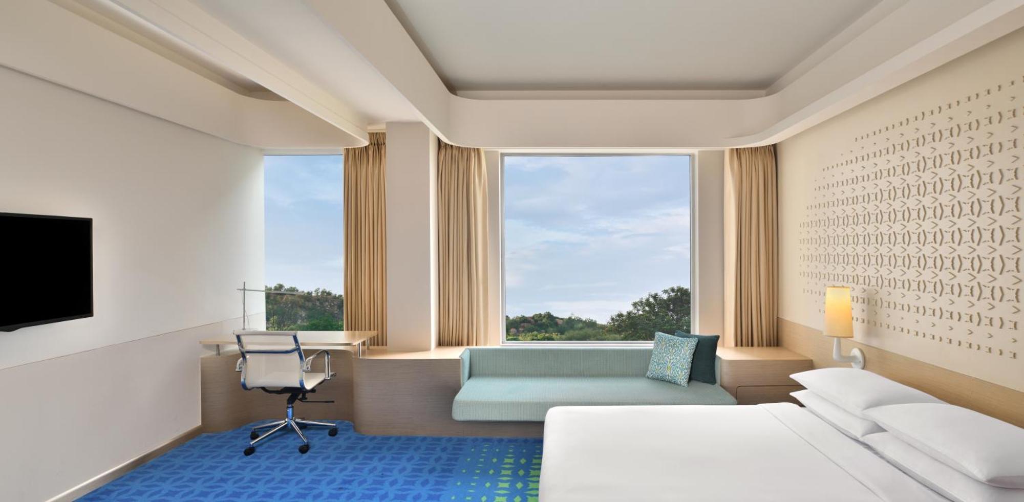 Hotel Fairfield By Marriott Gachibowli 4*