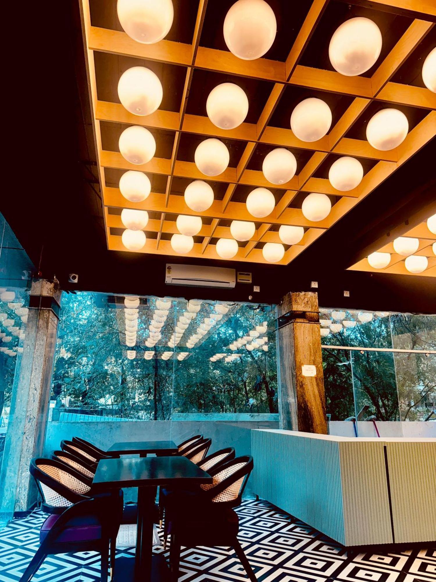 Hotel La Riviera 3*
