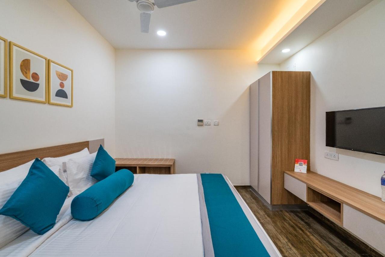 Skyla & - Hitech Hotel