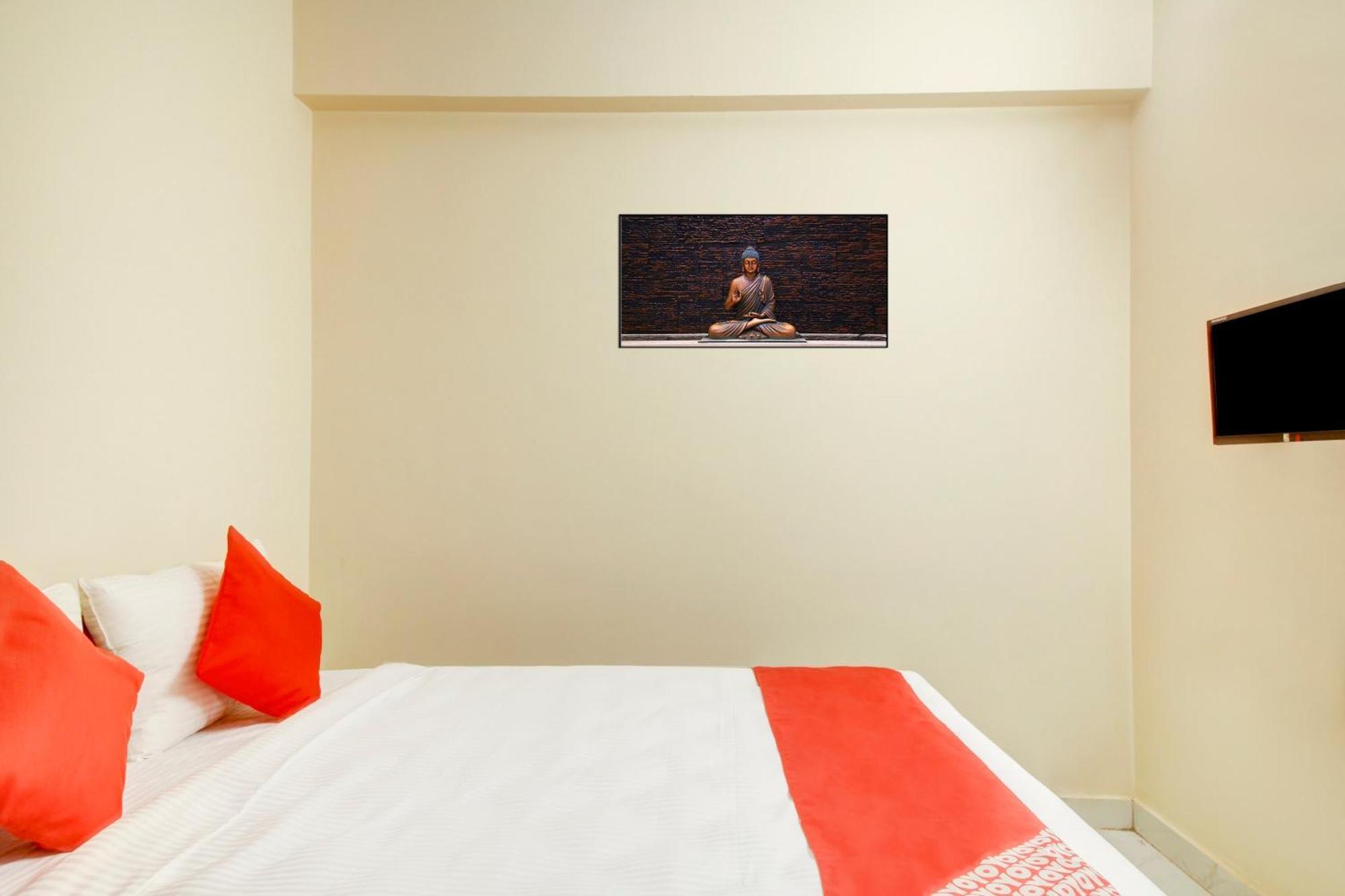 Hotel O