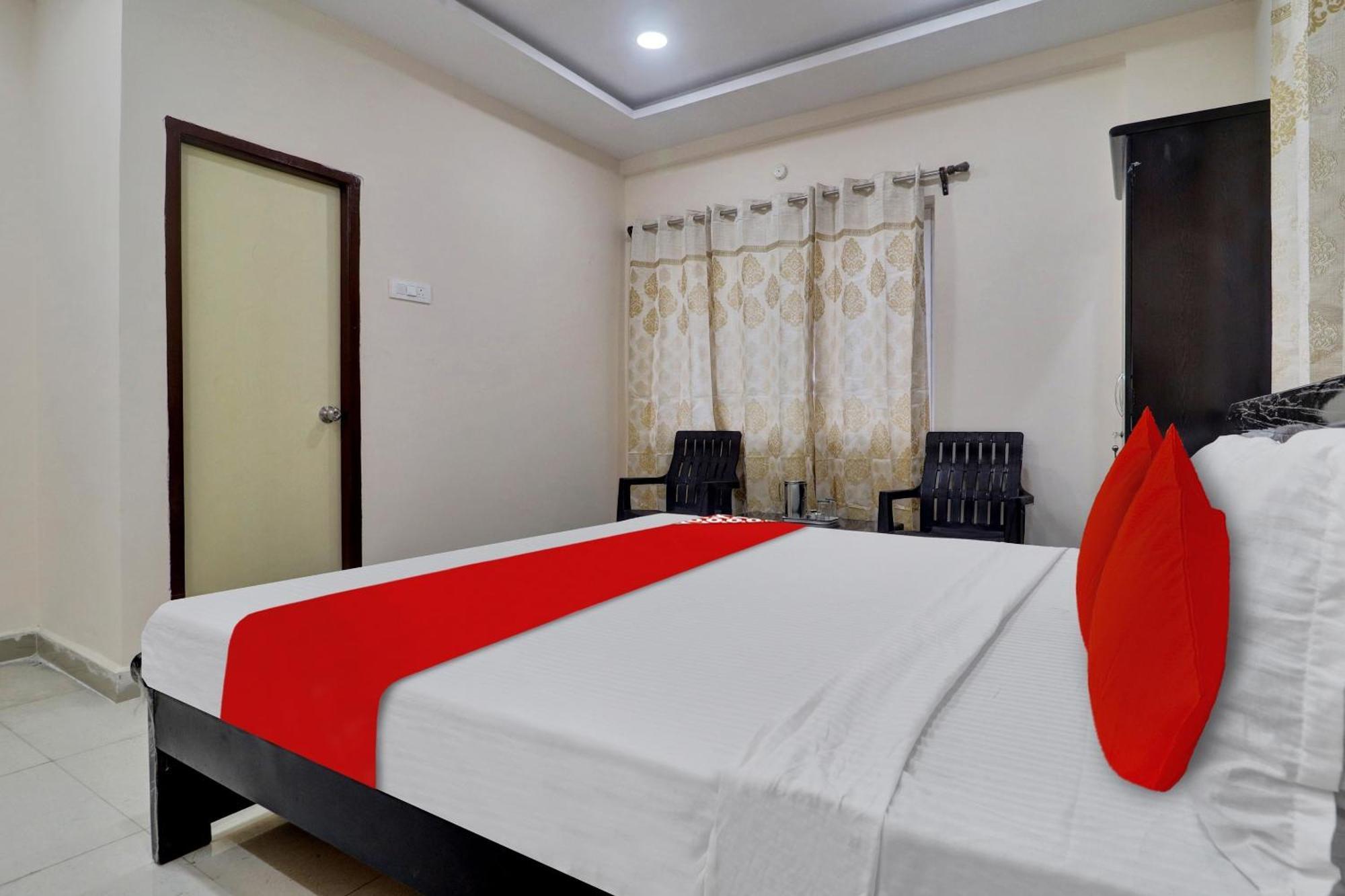 Shri Ganesh Near By Himayatnagar,ashok Nagar,rtc X Roads Hotel Hyderabad