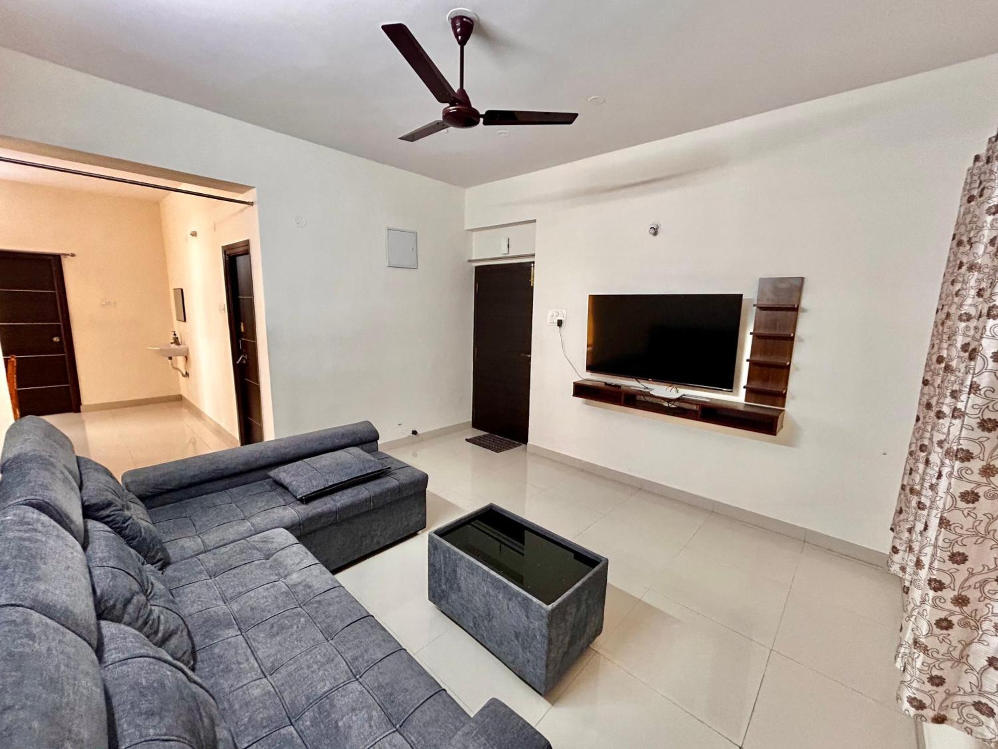 Apartment Mee Homes Madhapur Family Fully Furnished 2 Bhk Premium Flats