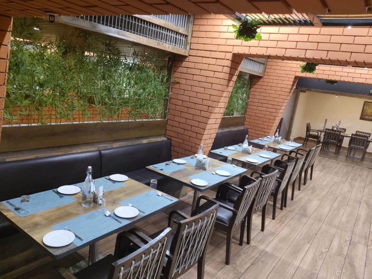 Eastin De Royale Hotel Hyderabad