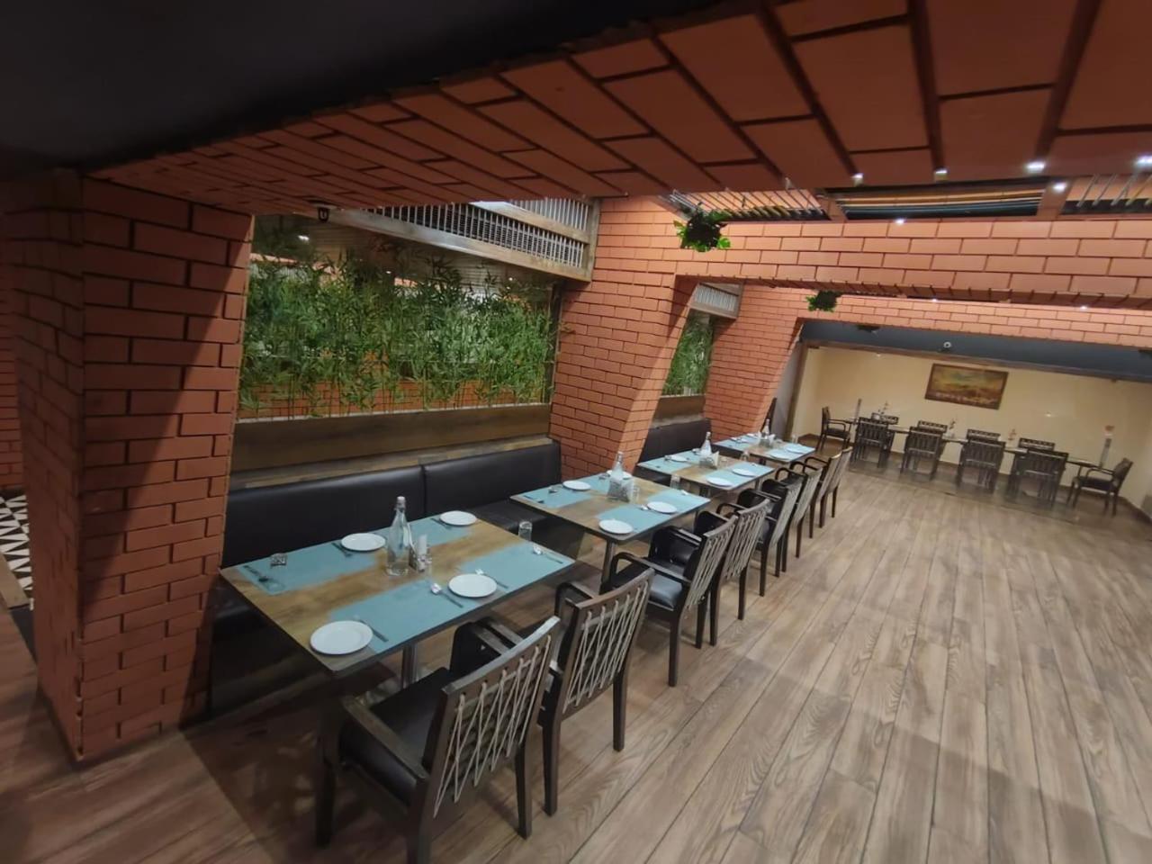 Eastin De Royale Hotel Hyderabad