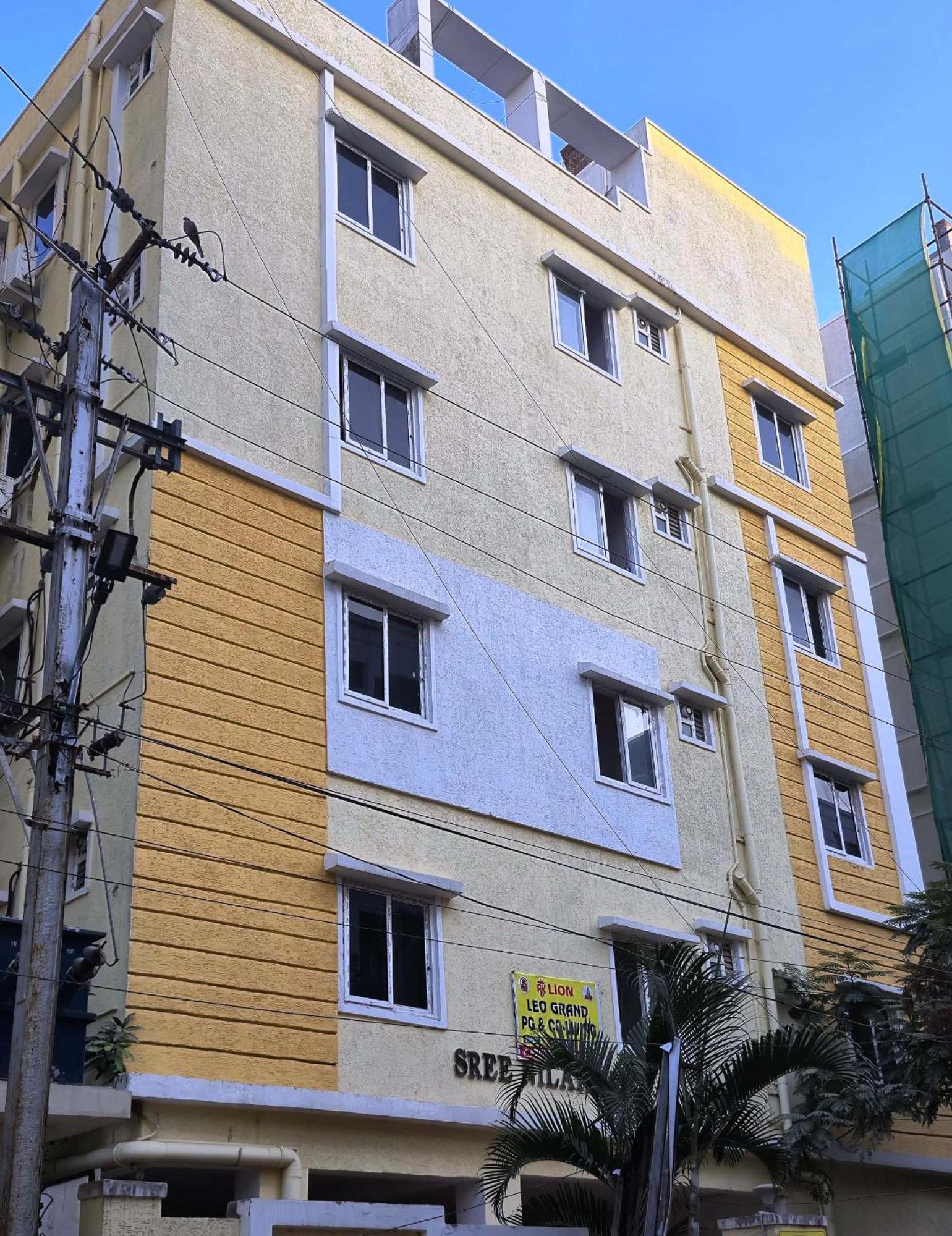 Rk Lion Royal Grand Pg Coliving Motel