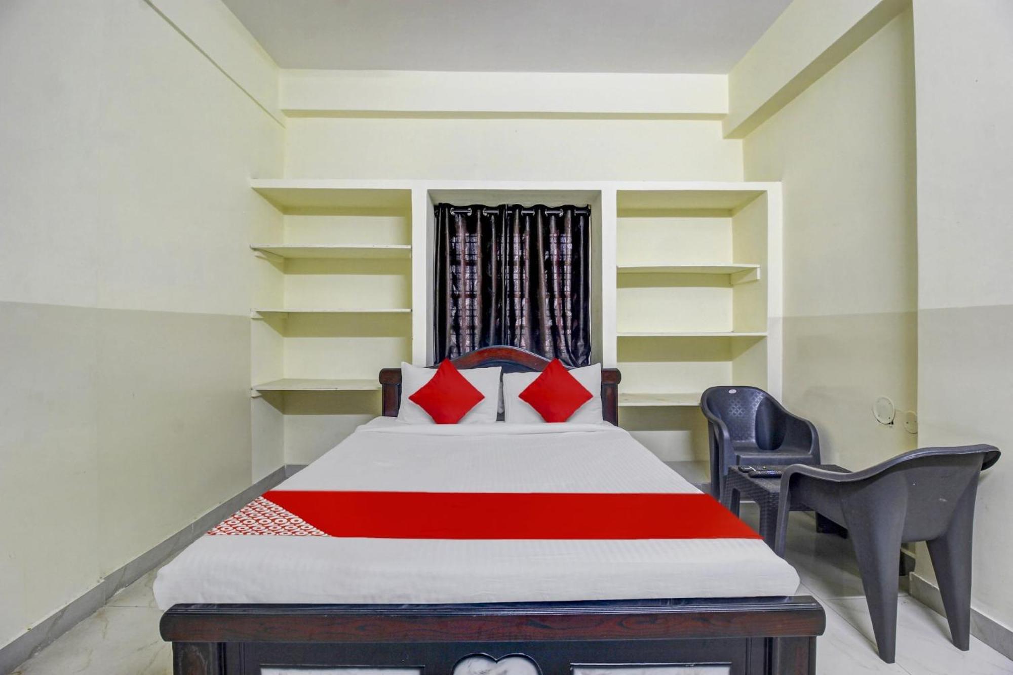 Hotel O Sree Thulasi