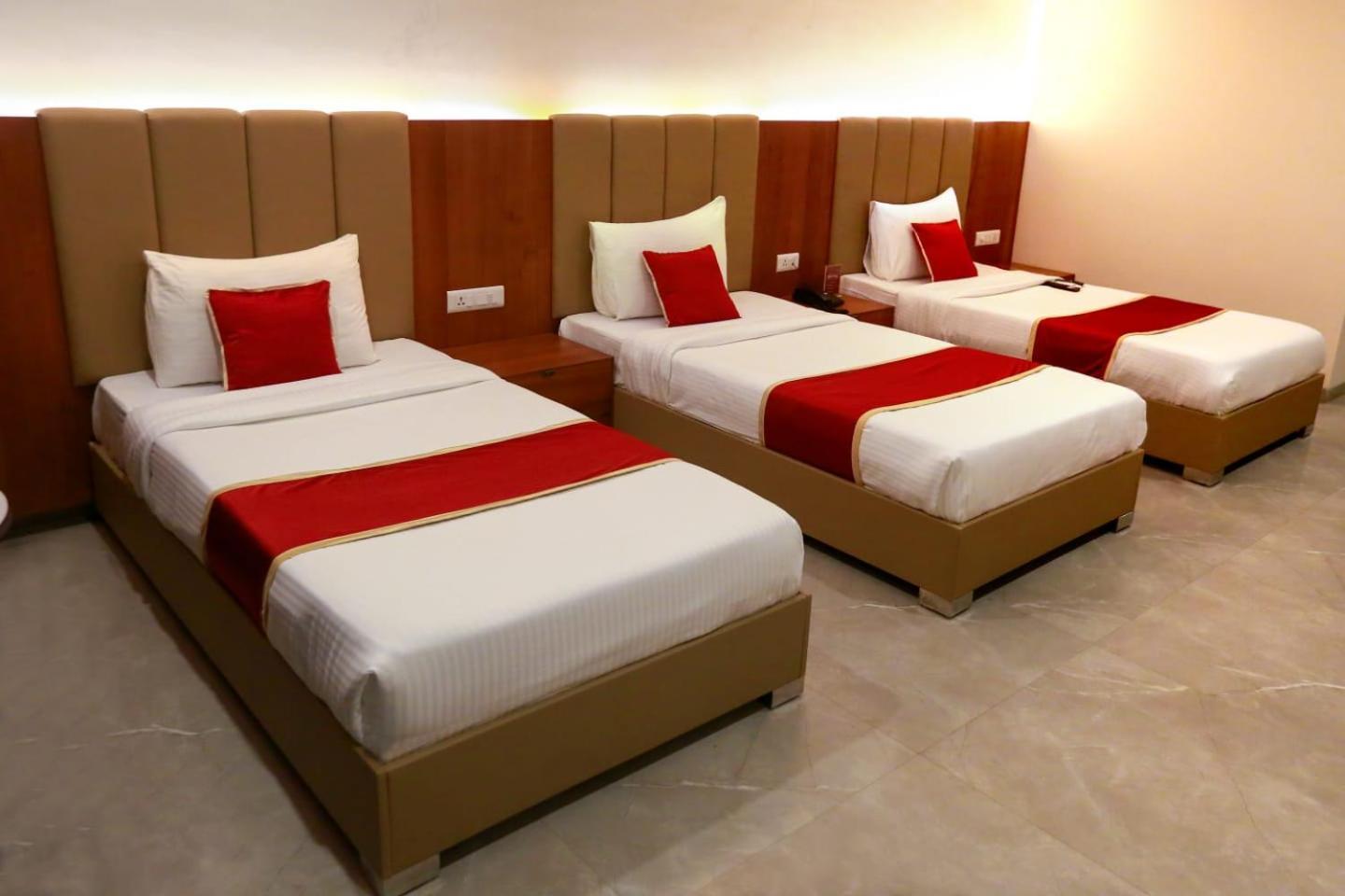 Shubham Palace Hotel 3*