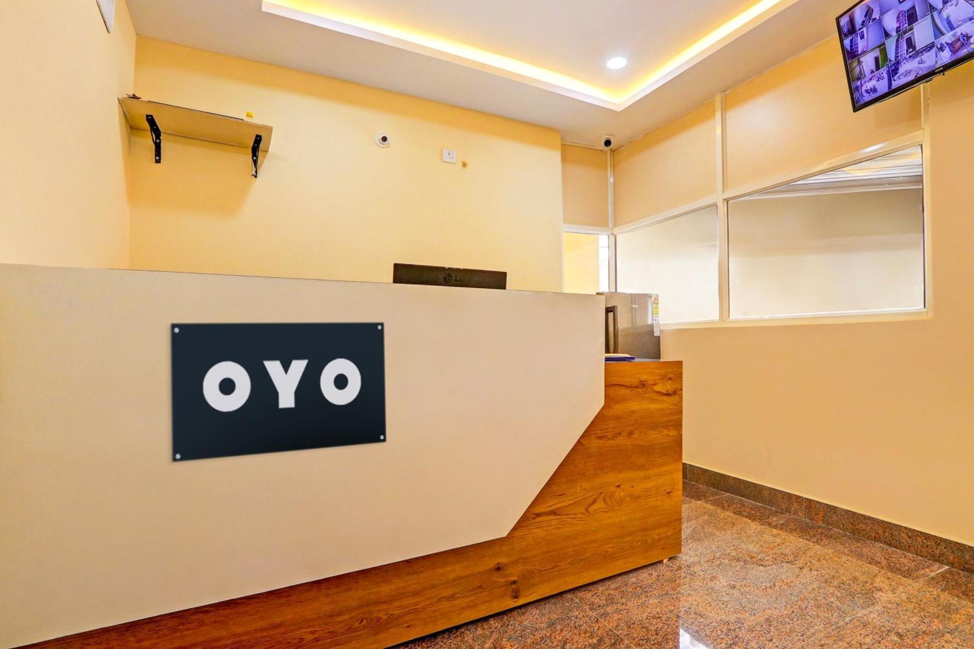 Collection O Sri Nirvana Edge Hotel 4*