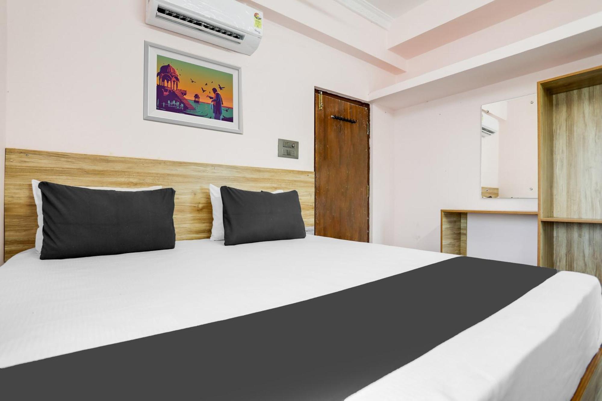 Super O 11 Eleven Hotel Hyderabad