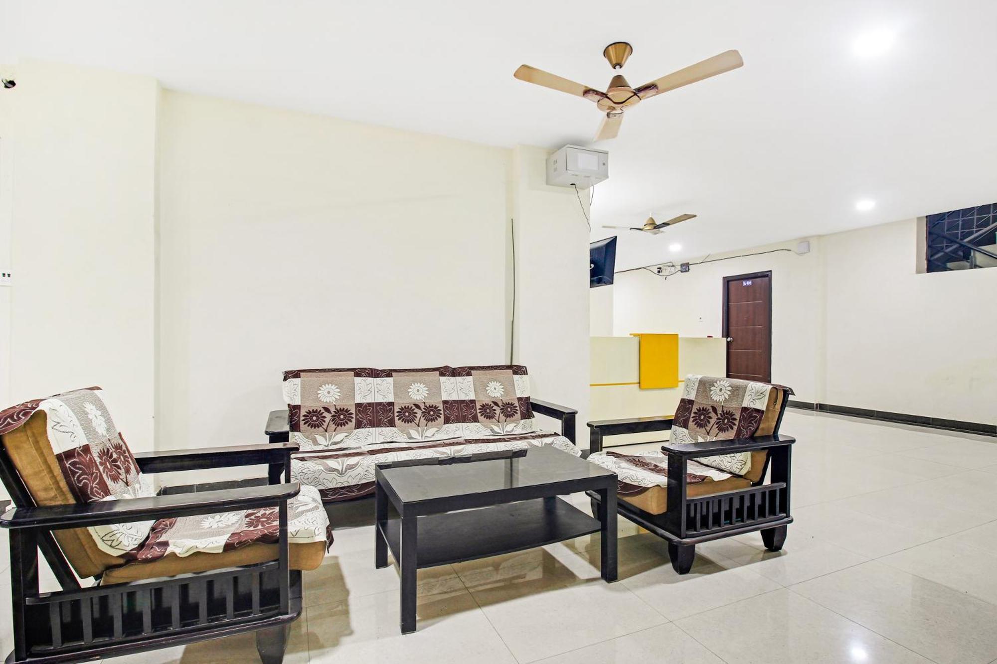 Collection O Royal Prime Suits * Hyderabad