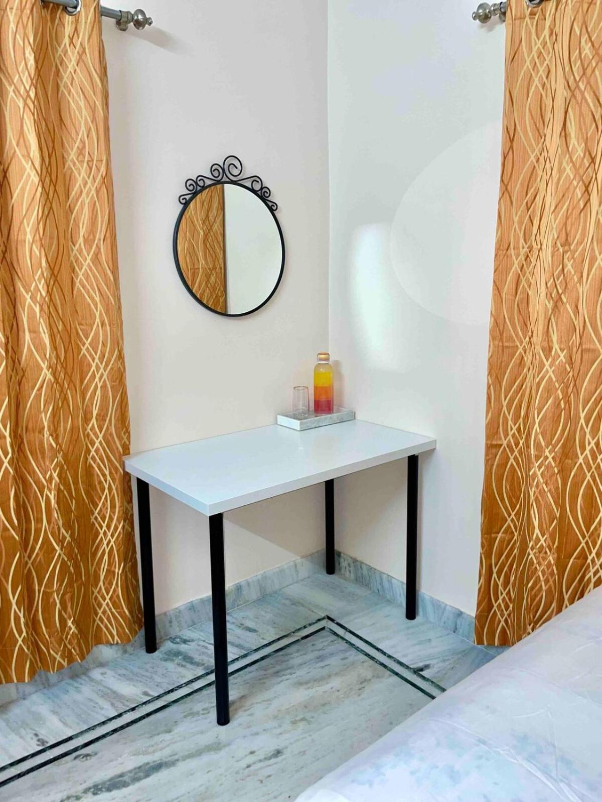 Spacious 2bhk In The Heart Of Apartment Hyderabad