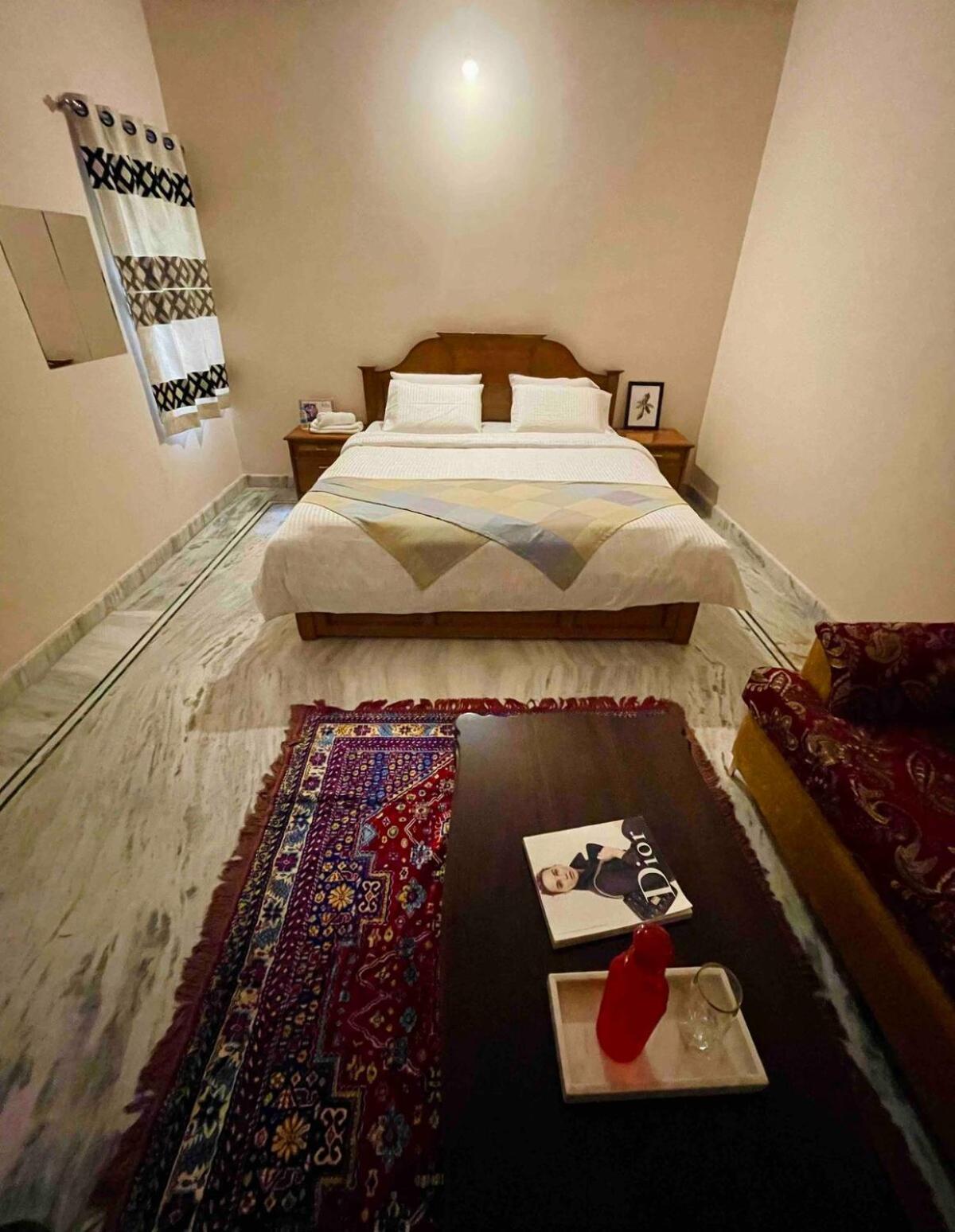 Apartment Spacious 2bhk In The Heart Of *
