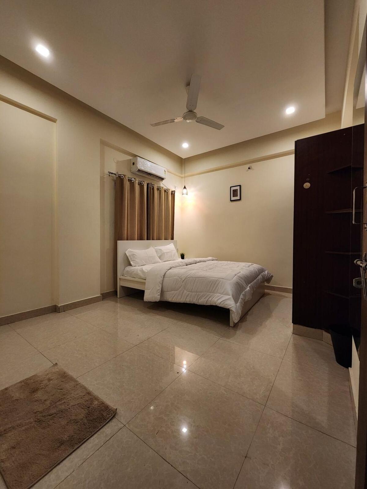 Apartment 3bhk Fully Furnished *