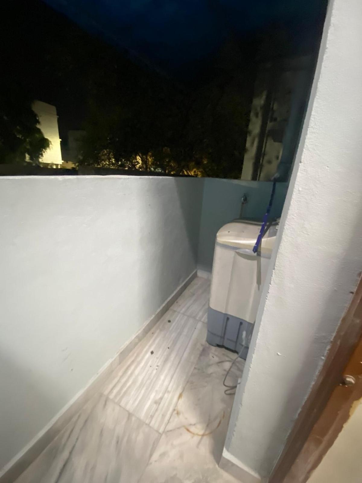Modern 2bhk Flat With Large Living Dinning And Kitchen Hyderabad