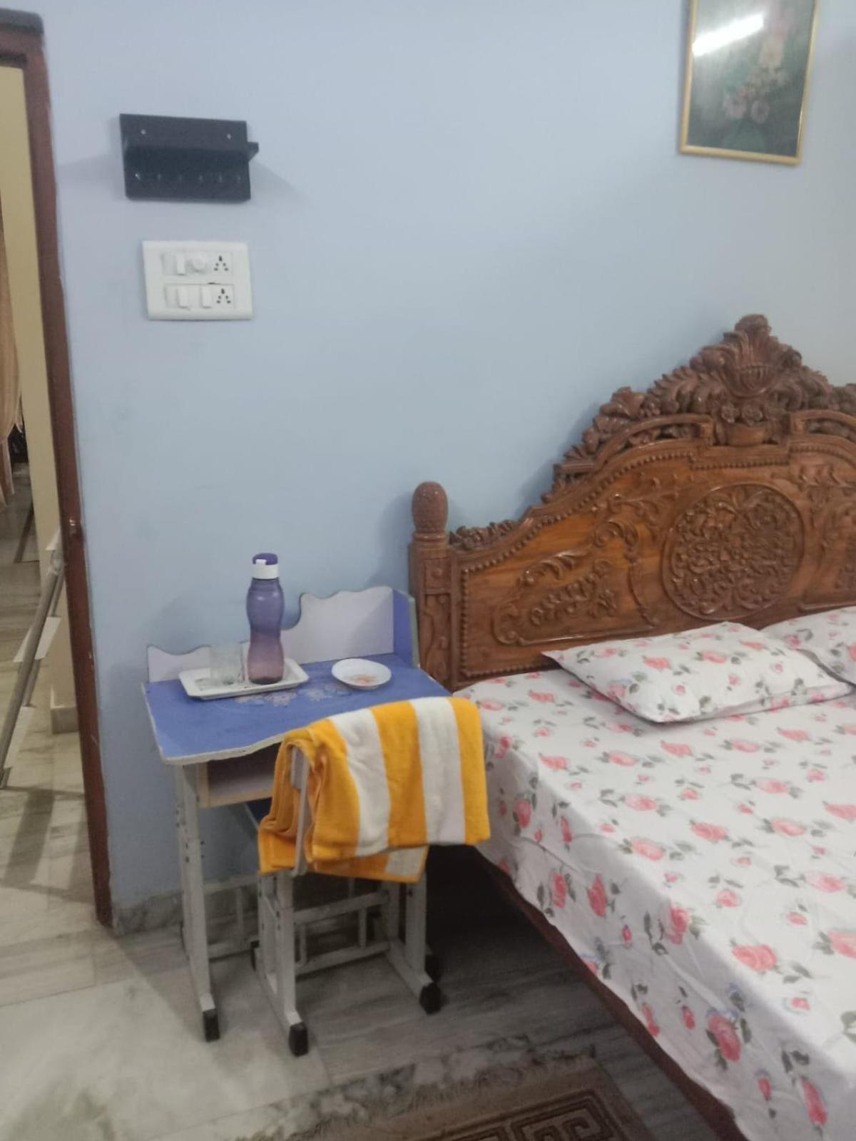 Modern 2bhk Flat With Large Living Dinning And Kitchen Apartamento