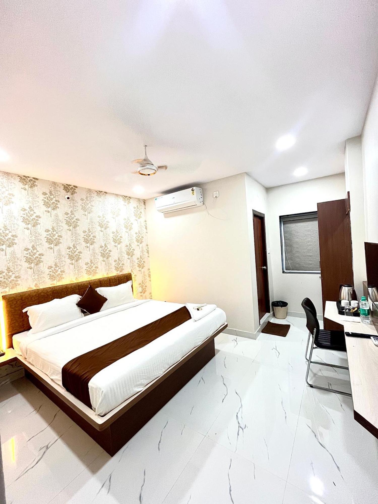 Mithra Grand 3* Hyderabad