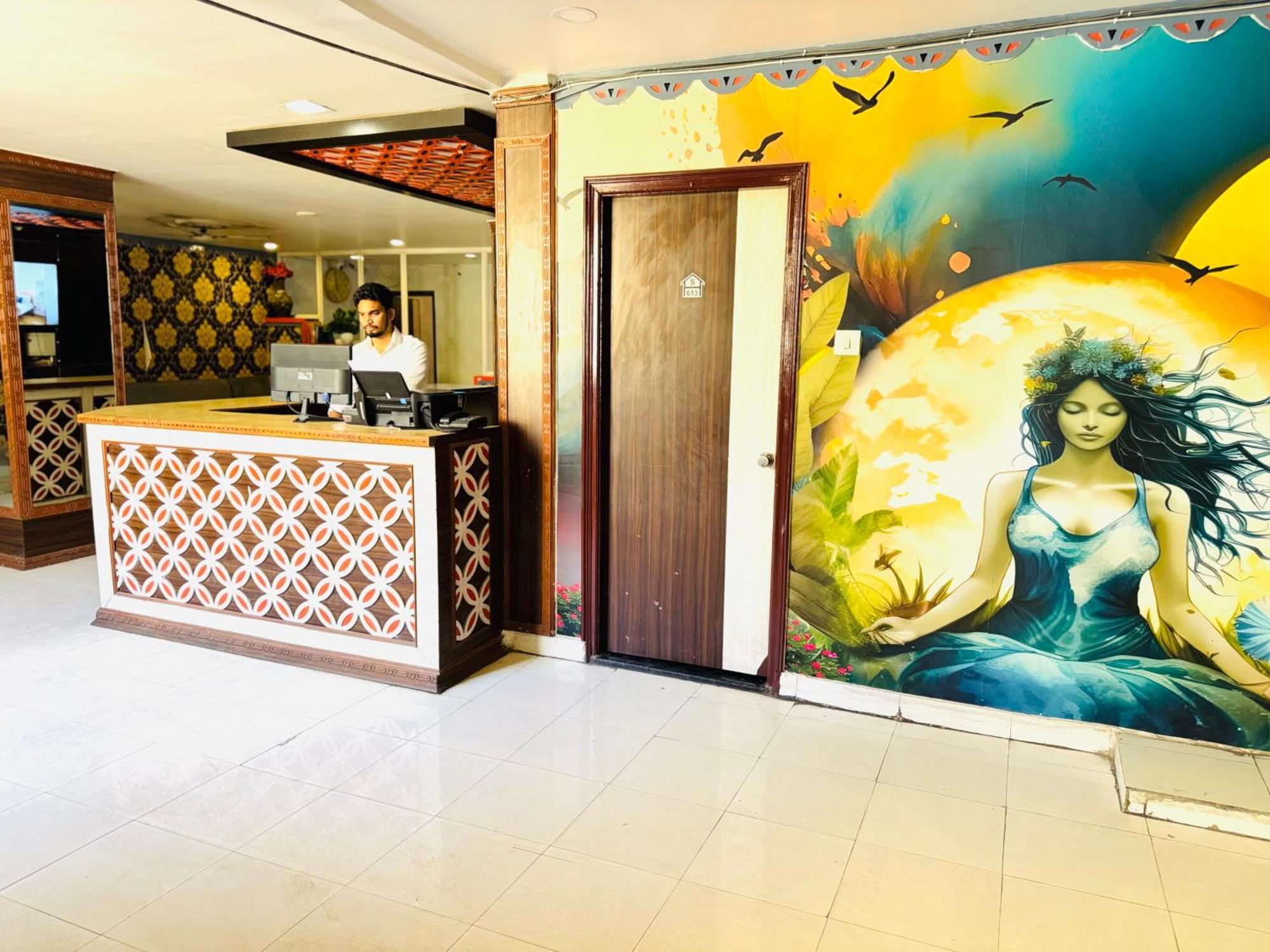 Hotel Bommarillu Premium