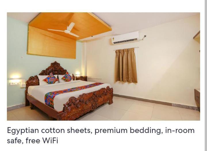 Hotel Blossoms The Plaza Residency- Free Lunch Or Dinner- Lakdikapul