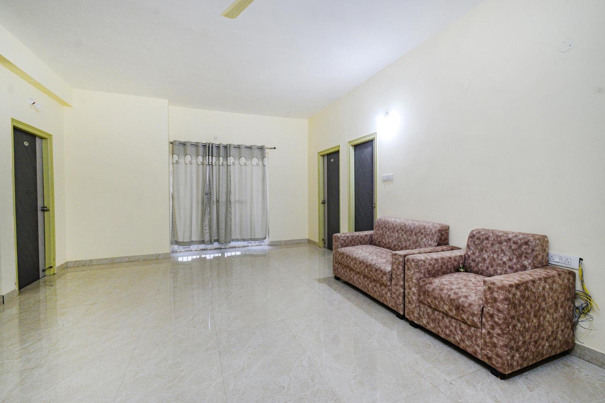 Fabhotel Rk Suites - Nr U S Consulate, Financial District Hotel 3*