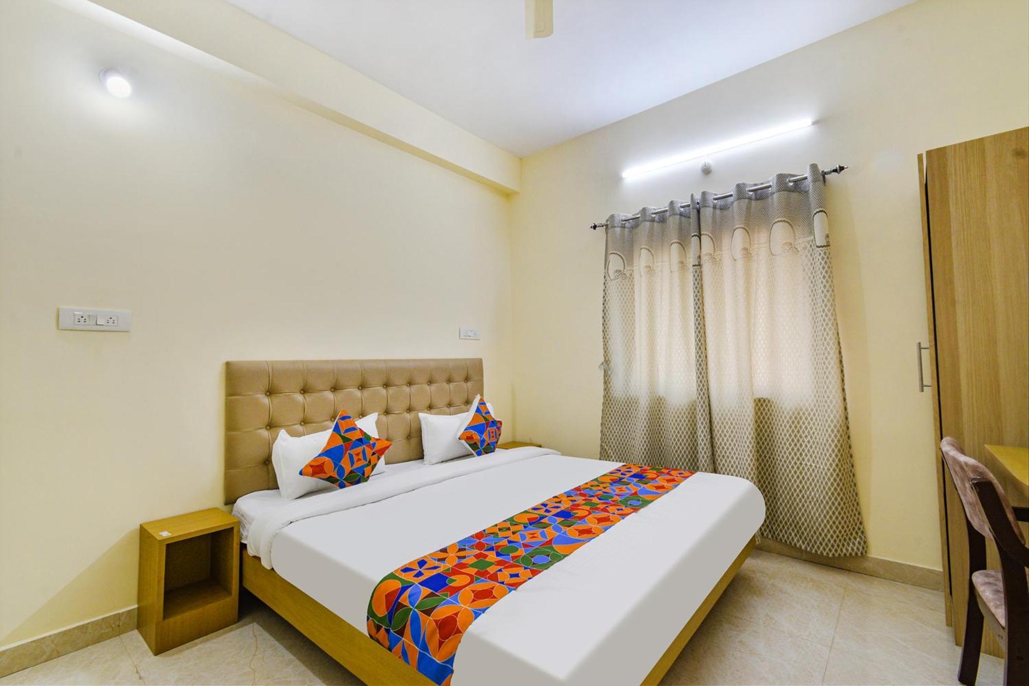 Fabhotel Rk Suites - Nr U S Consulate, Financial District