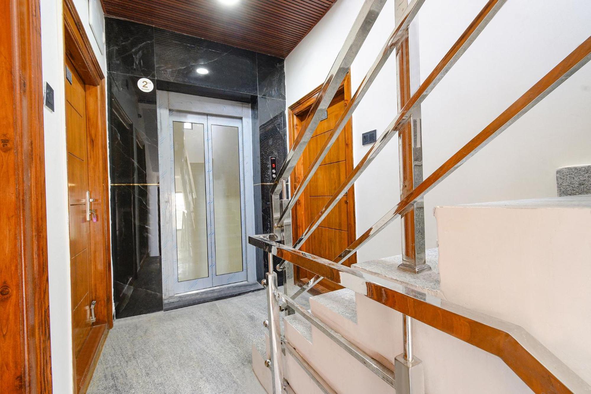 Fabhotel Elegance - Nr U S Consulate, Financial District 3*