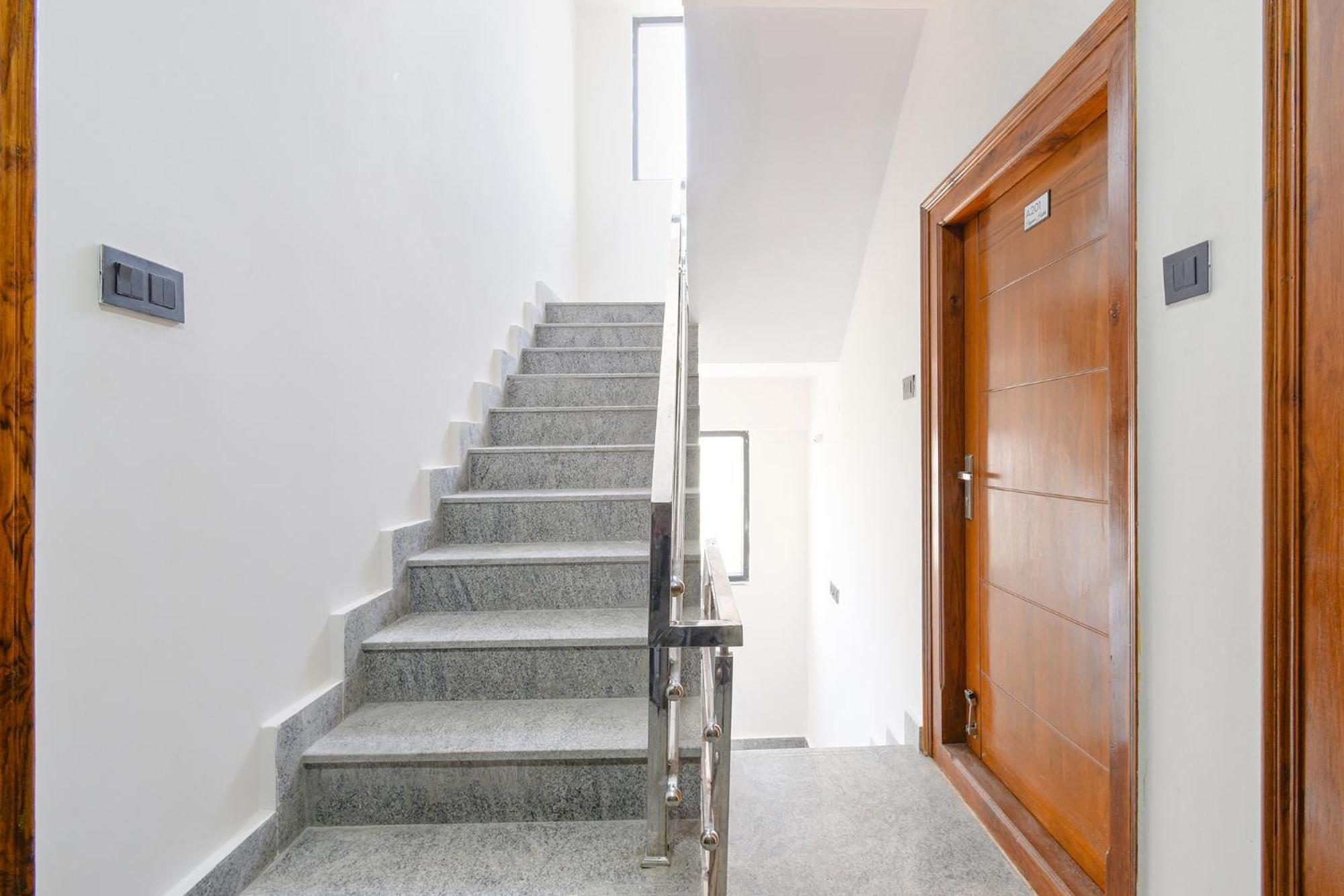 Hotel Fabhotel Elegance - Nr U S Consulate, Financial District 3*