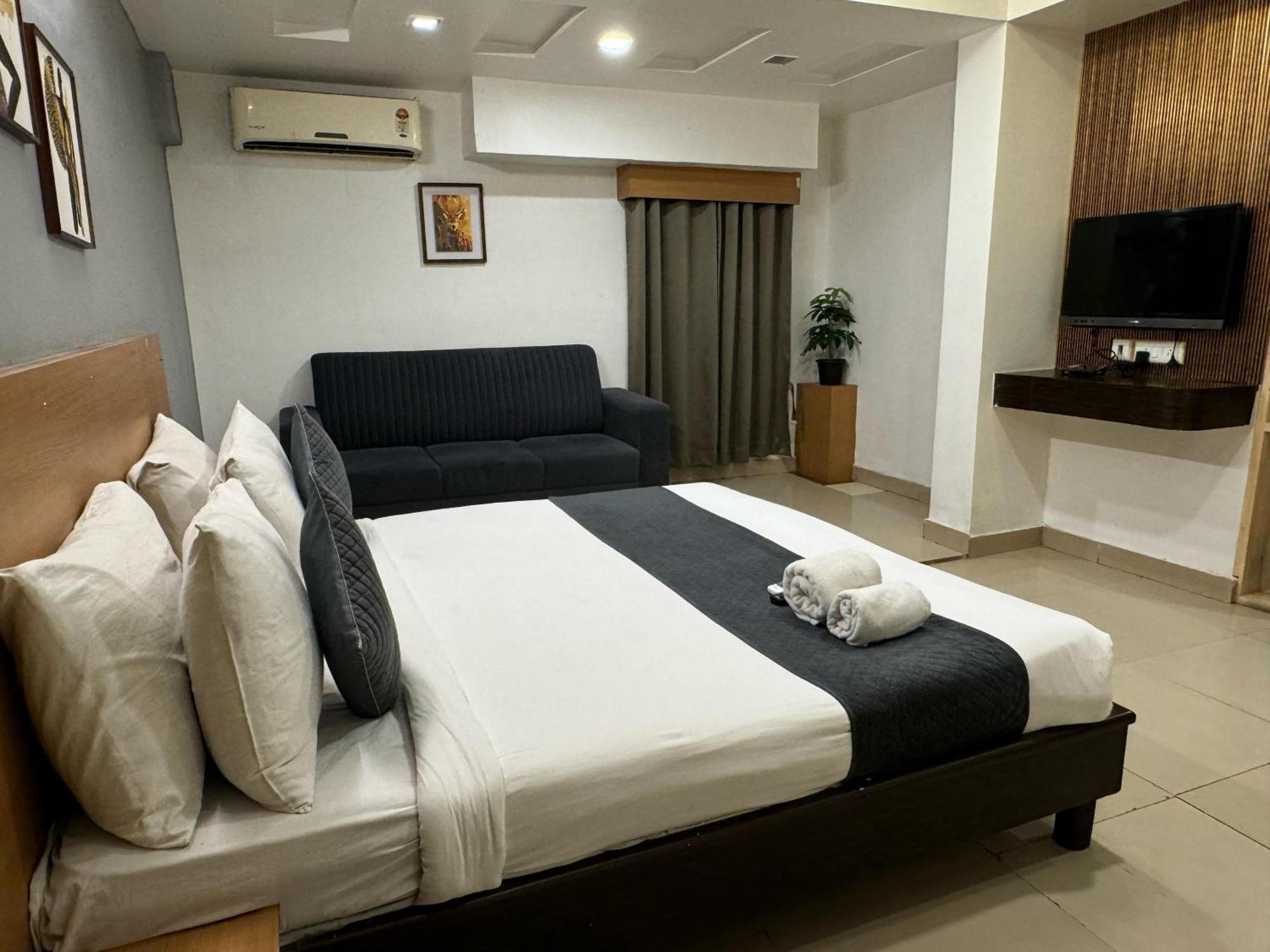 Bommarillu Premium Hyderabad