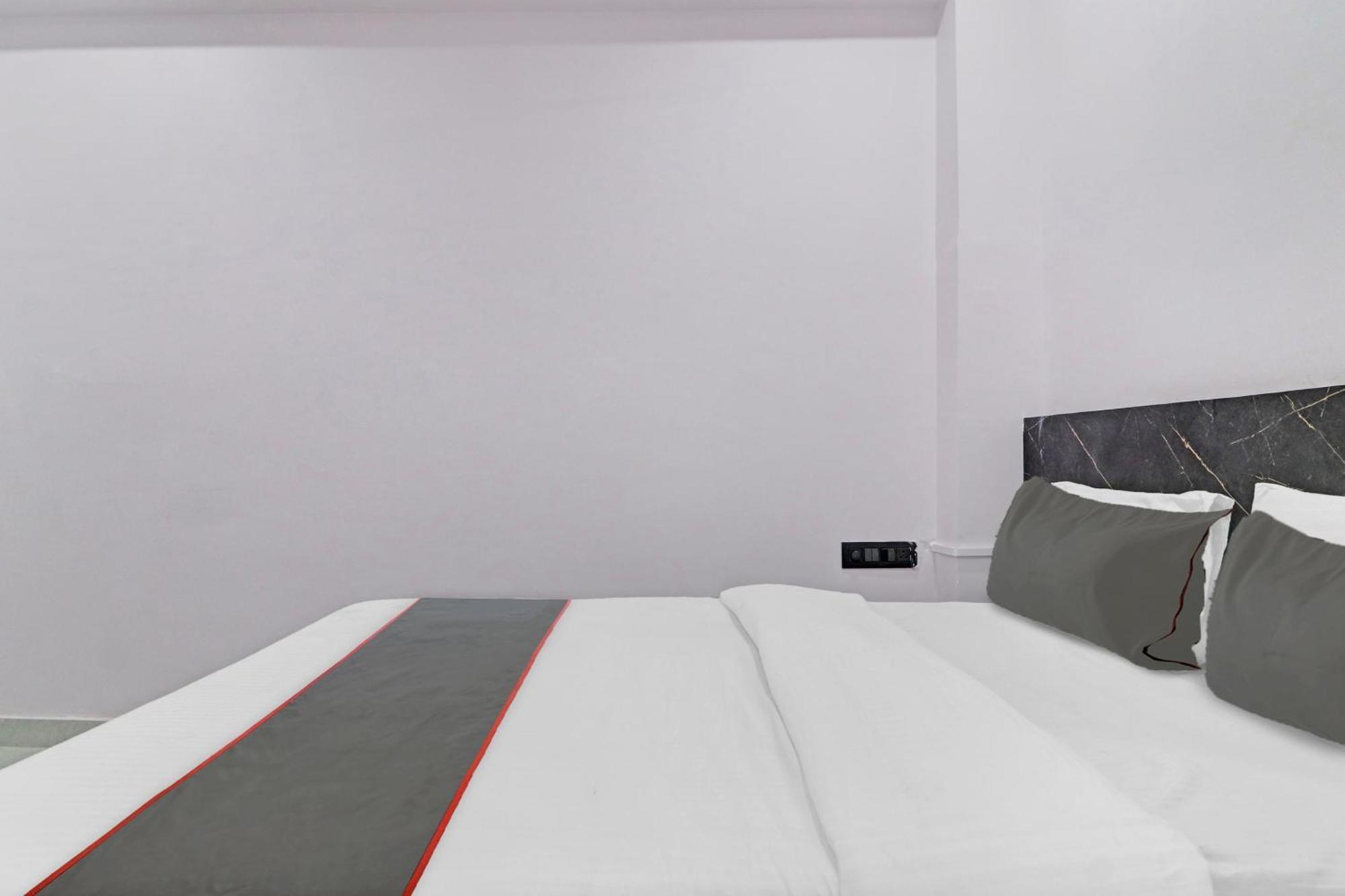 Hotel Collection O Chirag Hyderabad