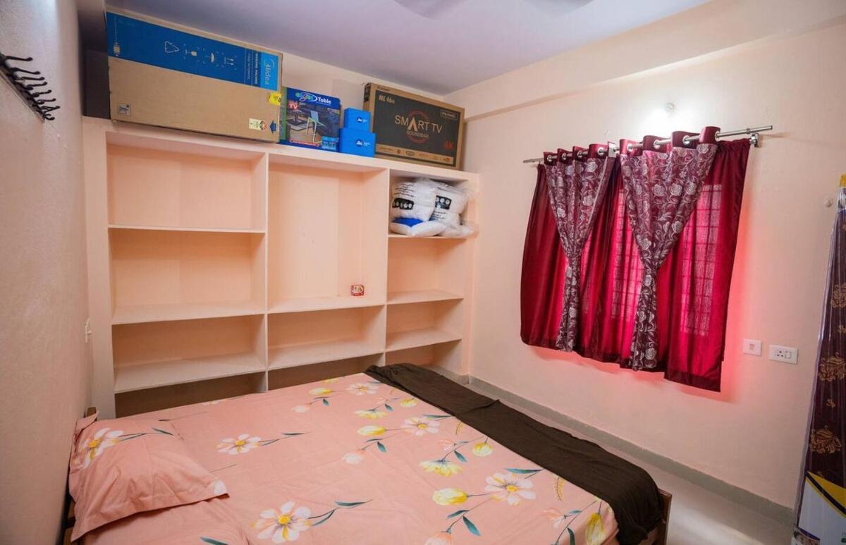 Apartment Kesarhomes-1stflr-flt102 2bhk-ac-lift-kukatpally *