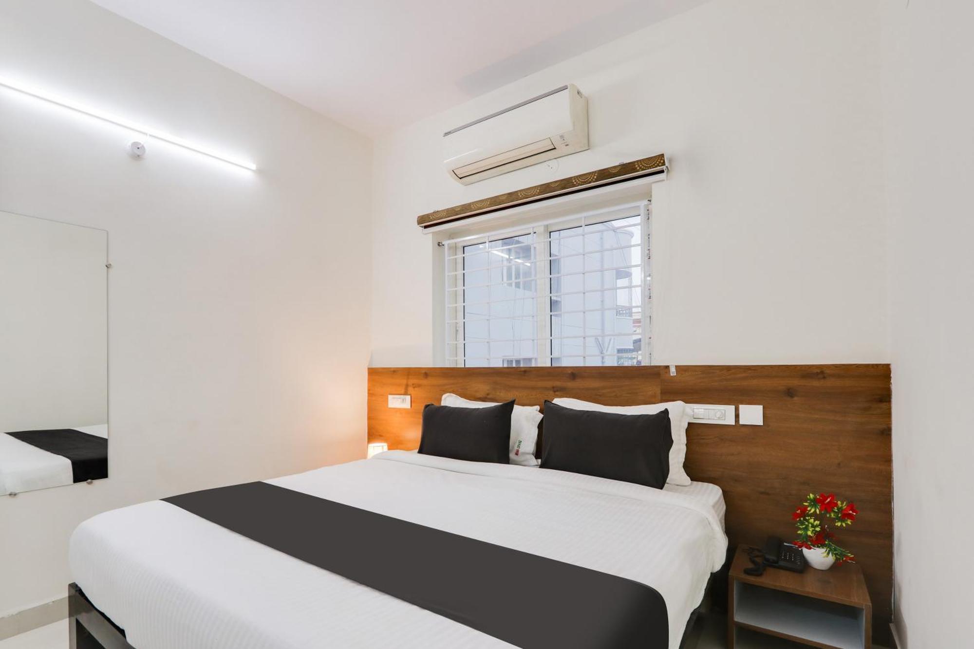 Super Townhouse Sri Nirvana Grand Hyderabad